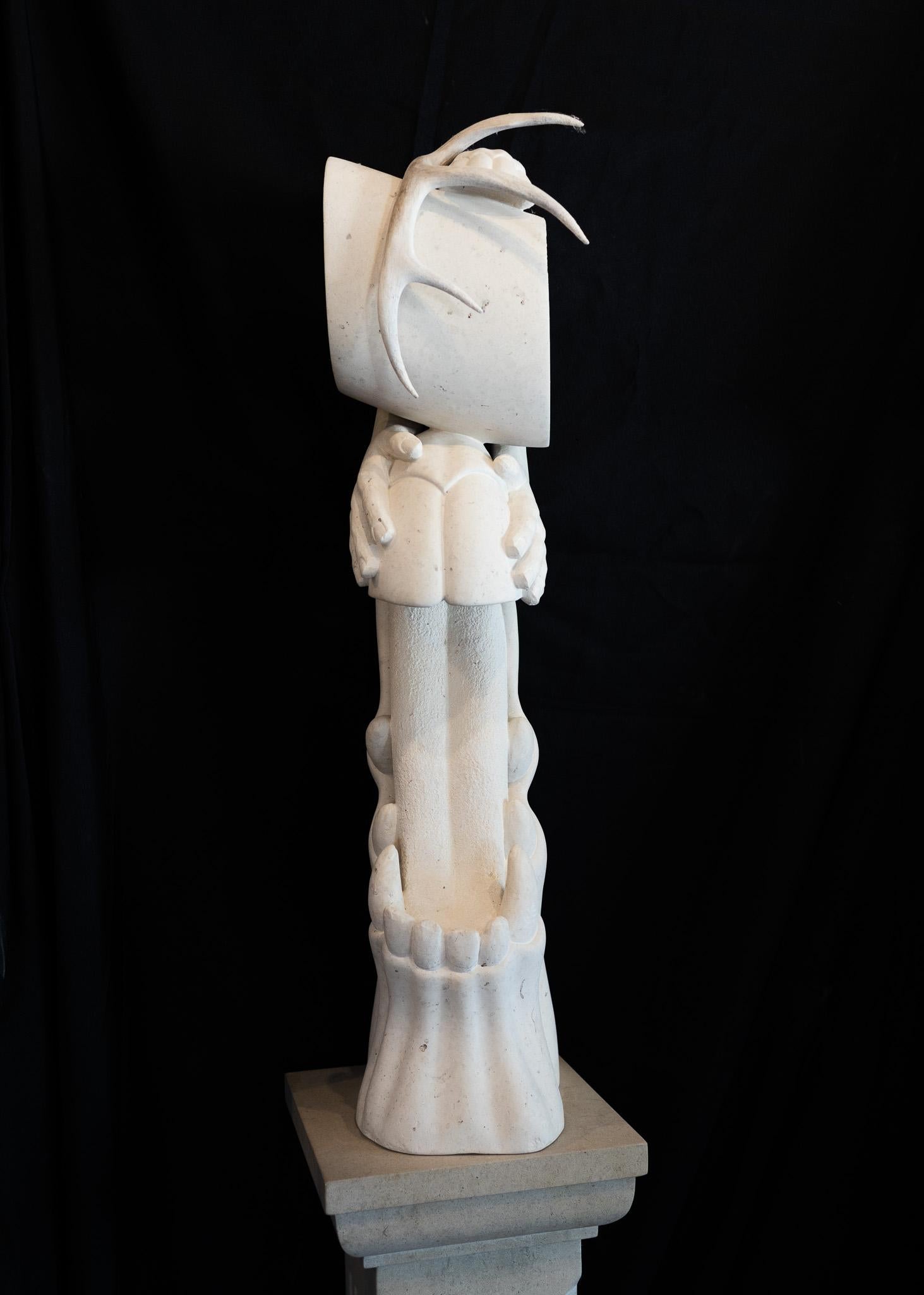 Fantastische Psychedelic-Skulptur „Boogie Woogie Got a Horse Bit“ Weißer Stein – Sculpture von Bob Ragan