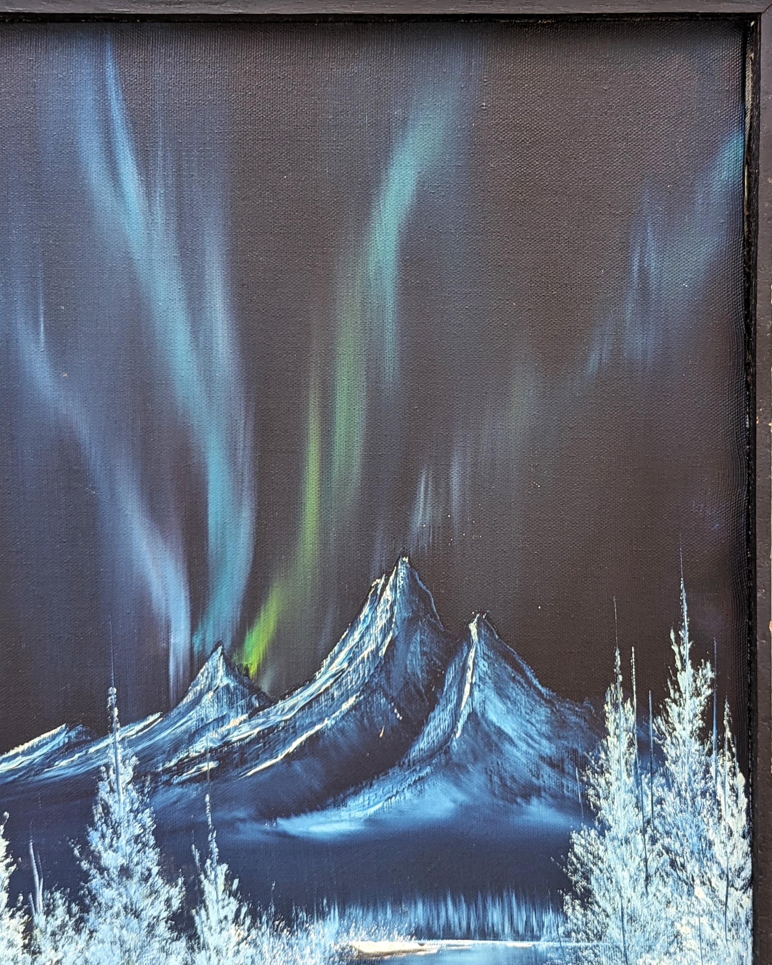 Quadro naturalistico blu dell'Alaska, paesaggio montano innevato con aurora boreale - Landscape Painting Nero di Bob Ross