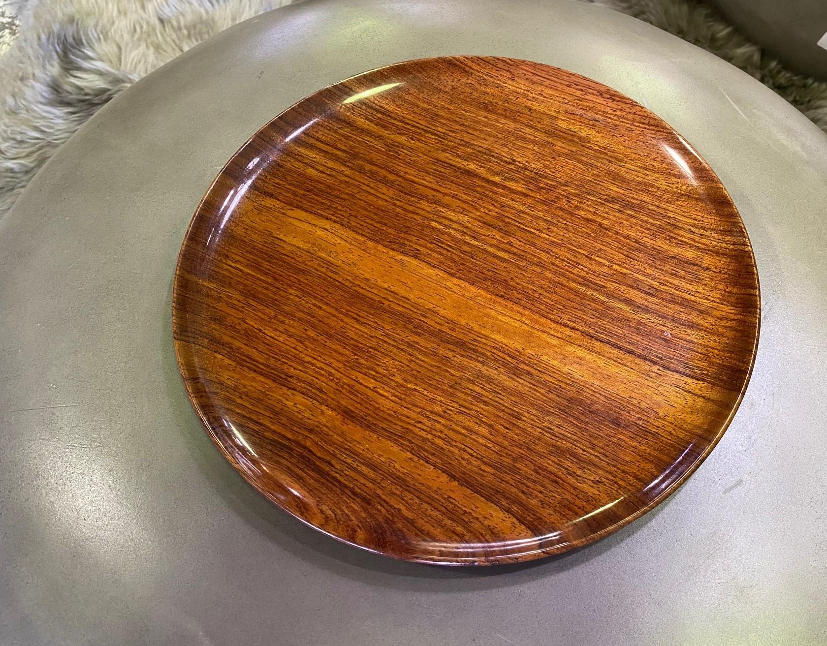 Bandeja de madera exótica torneada, moderna de mediados de siglo, firmada por Bob Stocksdale en venta 4