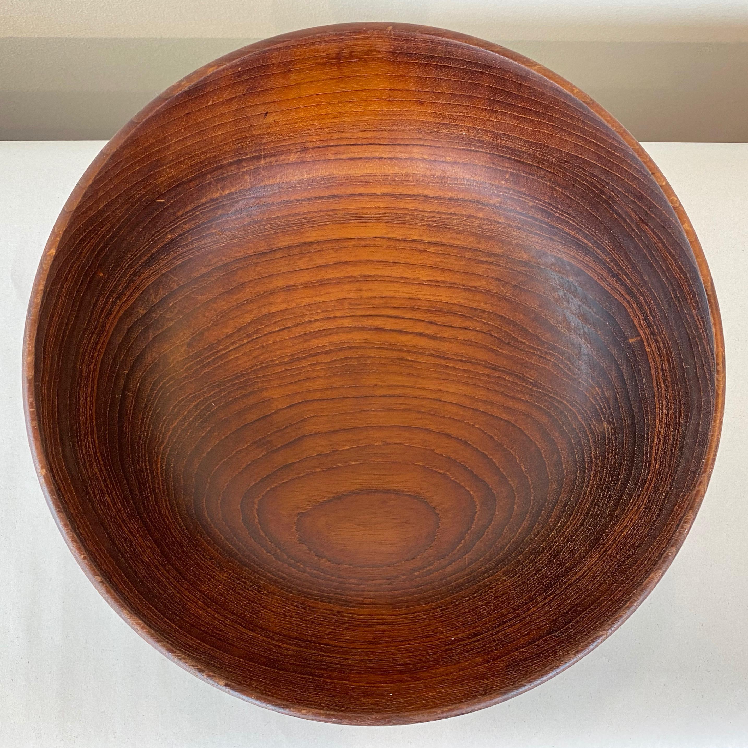 Bob Stocksdale Teak Turned Wood Bowl with Exceptional Grain Pattern, Early 1970s For Sale 5