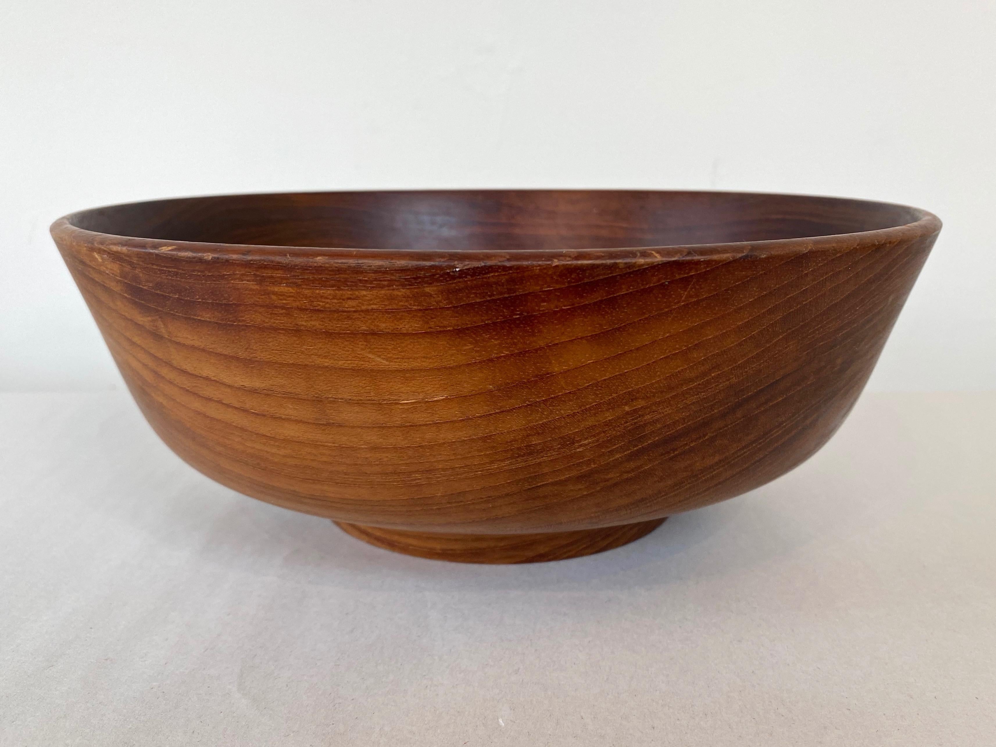 American Bob Stocksdale Teak Turned Wood Bowl with Exceptional Grain Pattern, Early 1970s For Sale
