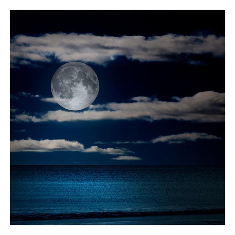 Bob Tabor Landscape Photograph - Moon 07