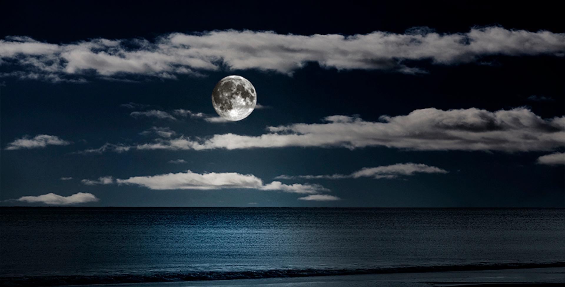 Moon #08 - Photograph by Bob Tabor