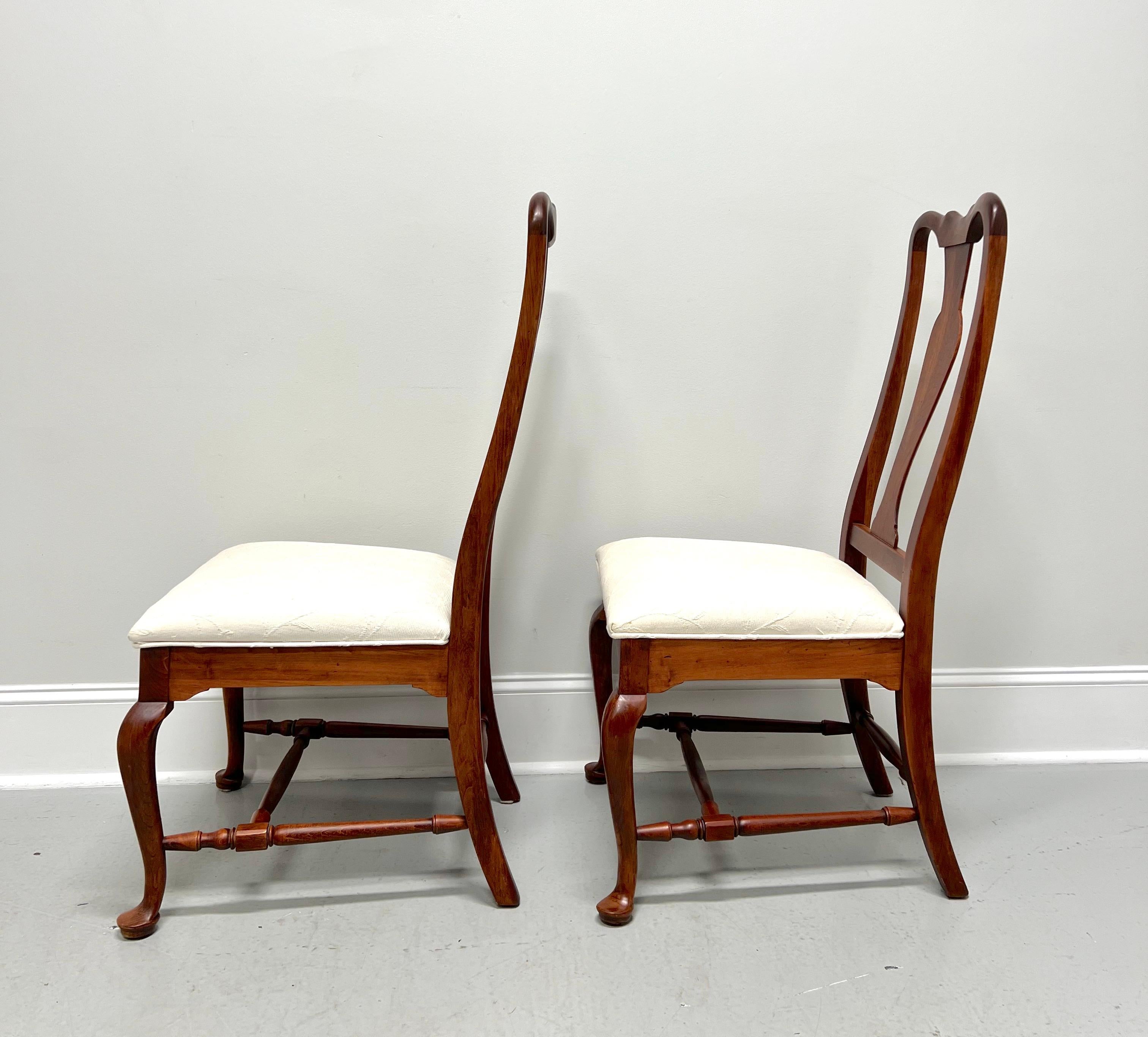 BOB TIMBERLAKE by Lexington Solid Cherry Queen Anne Dining Side Chair - Pair A In Good Condition In Charlotte, NC