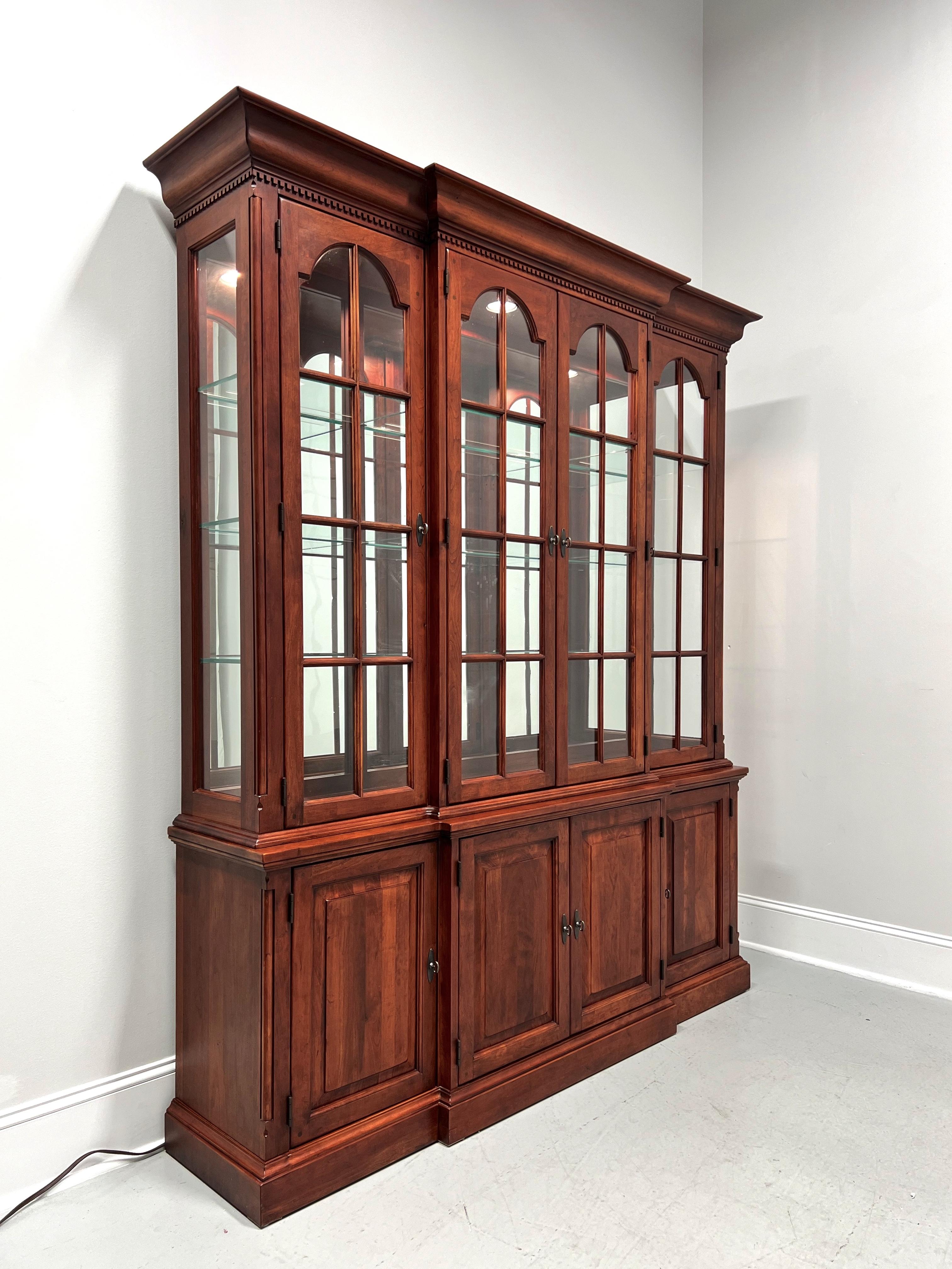 A Traditional style china cabinet by Lexington Furniture, the 