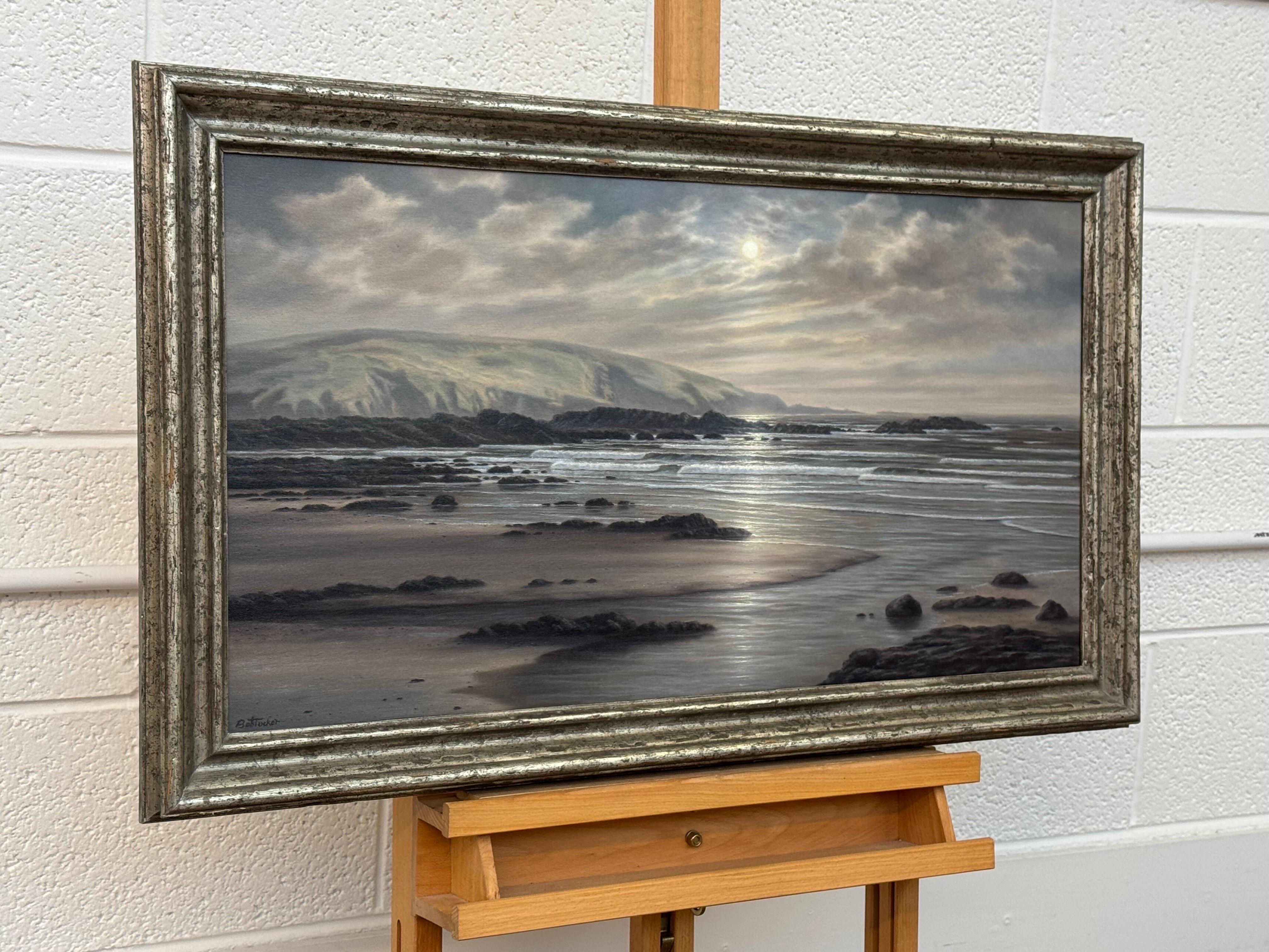 Paesaggio marino della costa del Devon all'alba sulla costa meridionale dell'Inghilterra - Painting di Bob Tucker