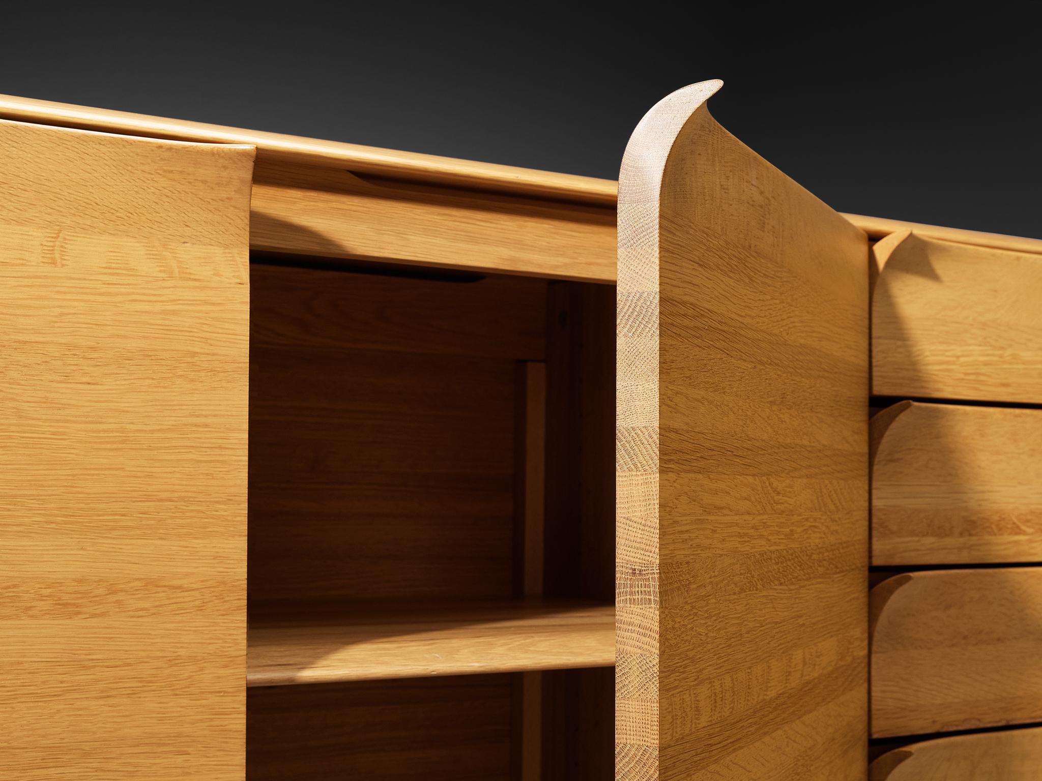 Bob van den Berghe for Van Den Berghe Pauvers 'Iris' Sideboard in Solid Oak In Good Condition For Sale In Waalwijk, NL