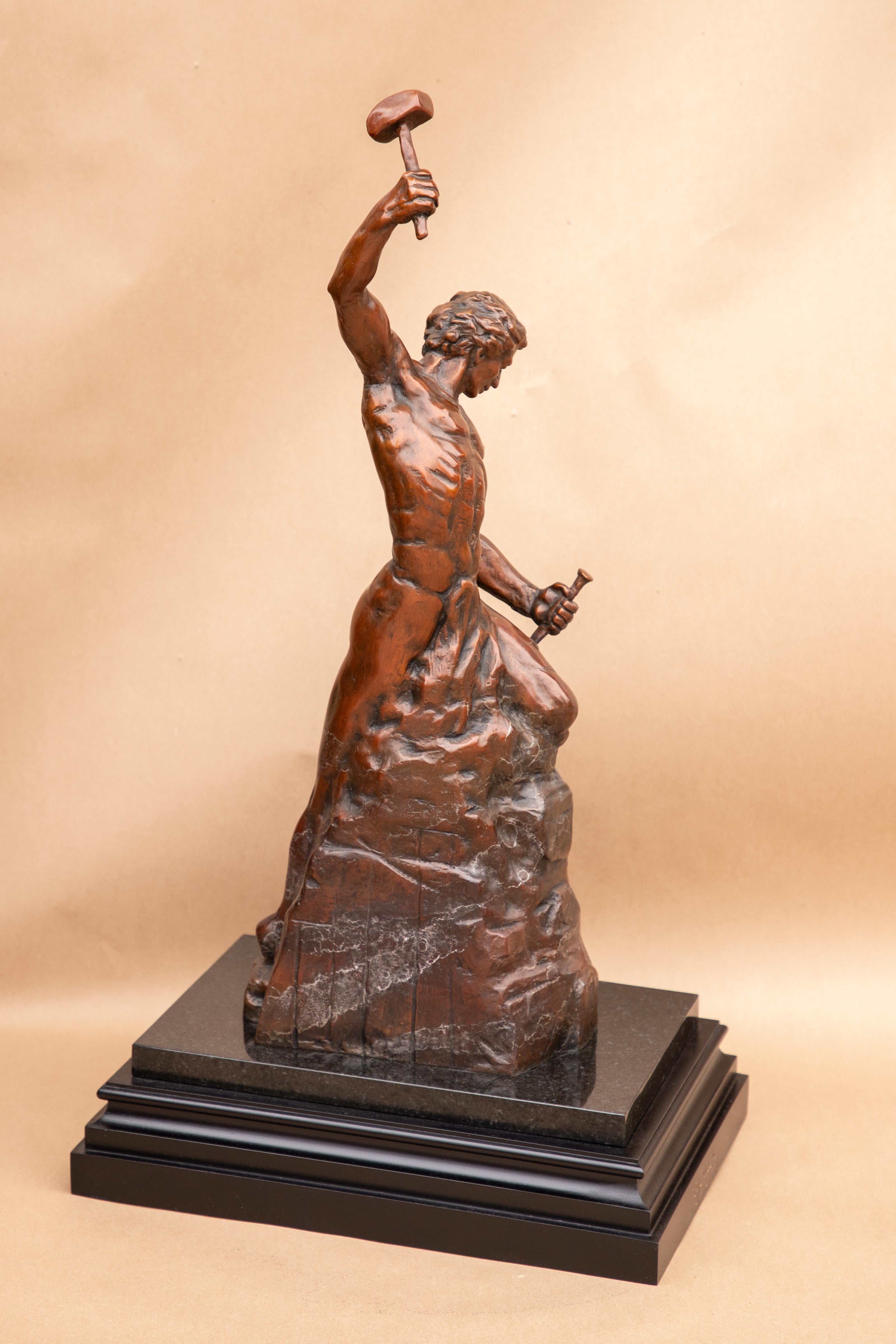 Self-Made Man 19,5 - Sculpture di Bobbie Carlyle