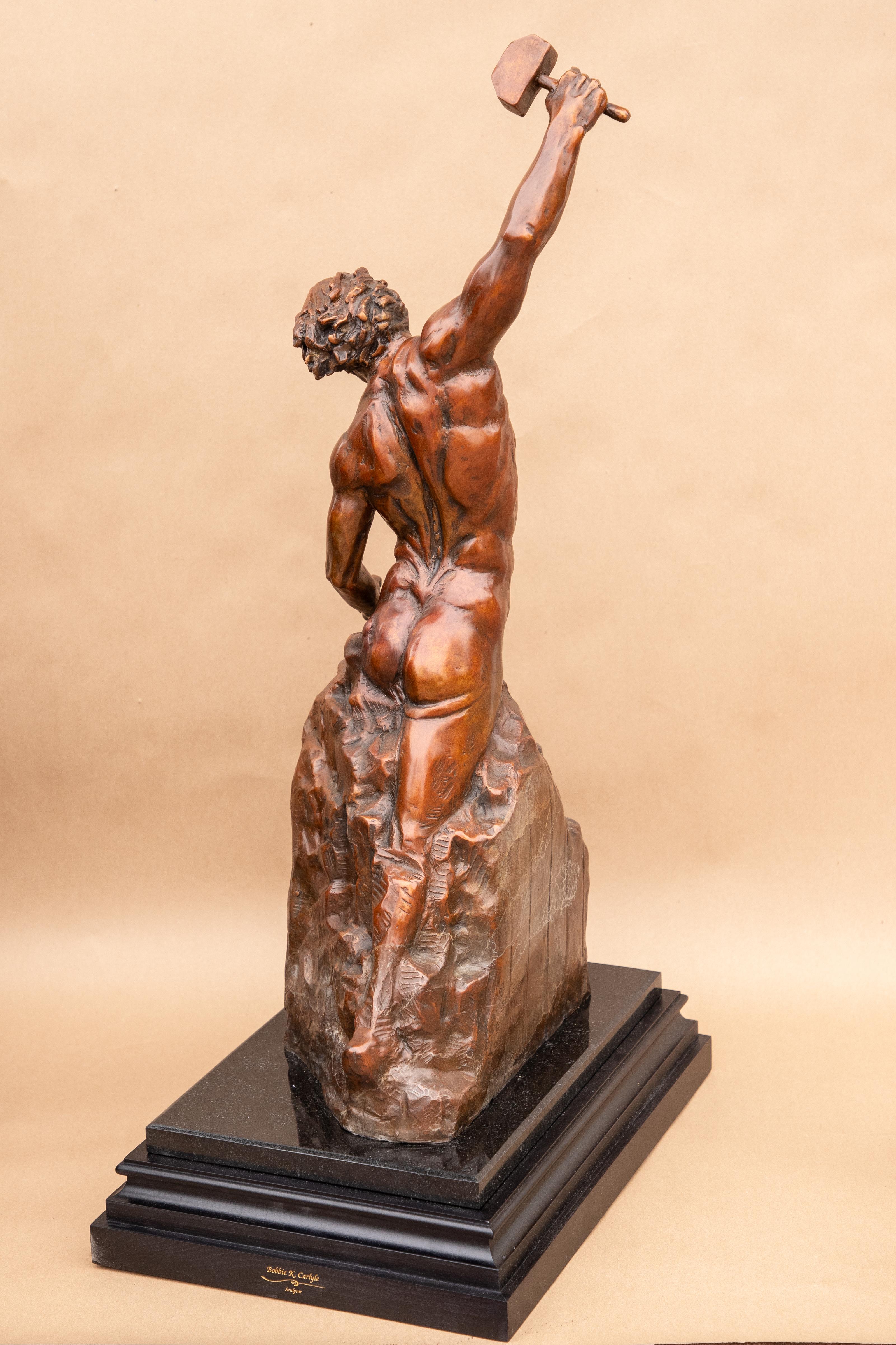 Hombre hecho a sí mismo 24 - Sculpture Realista de Bobbie Carlyle
