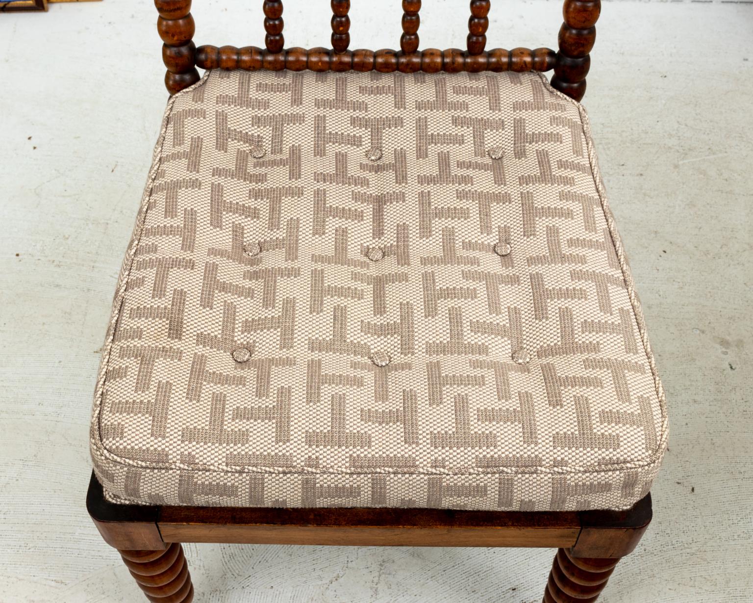 Bobbin Chair 1