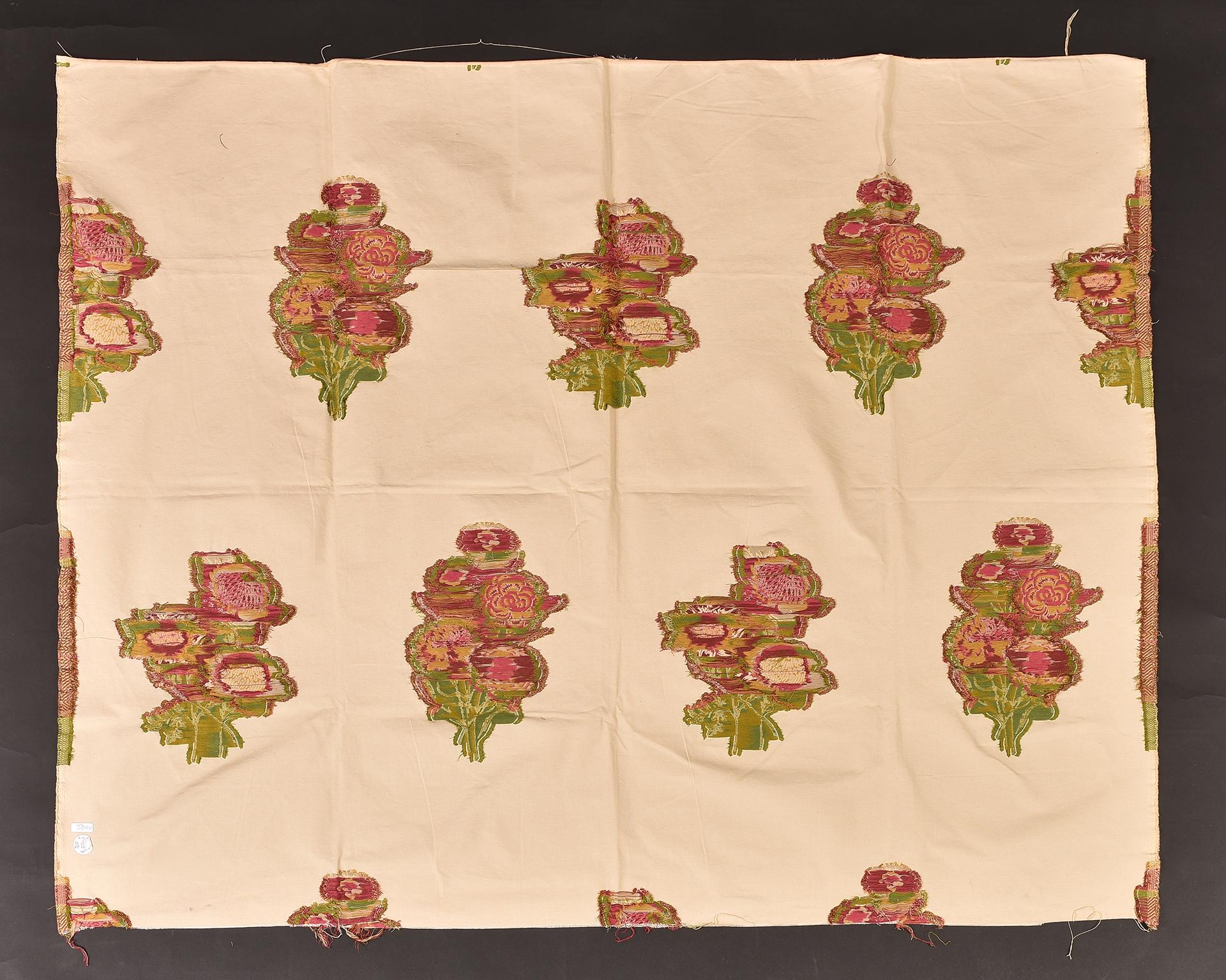 Other Bobbin Remnant Fabric with Flowers in Relief  For Sale