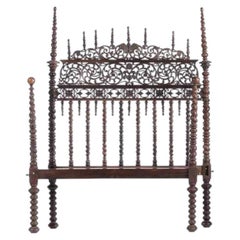 Bobbin lace bed in Noble Wood
