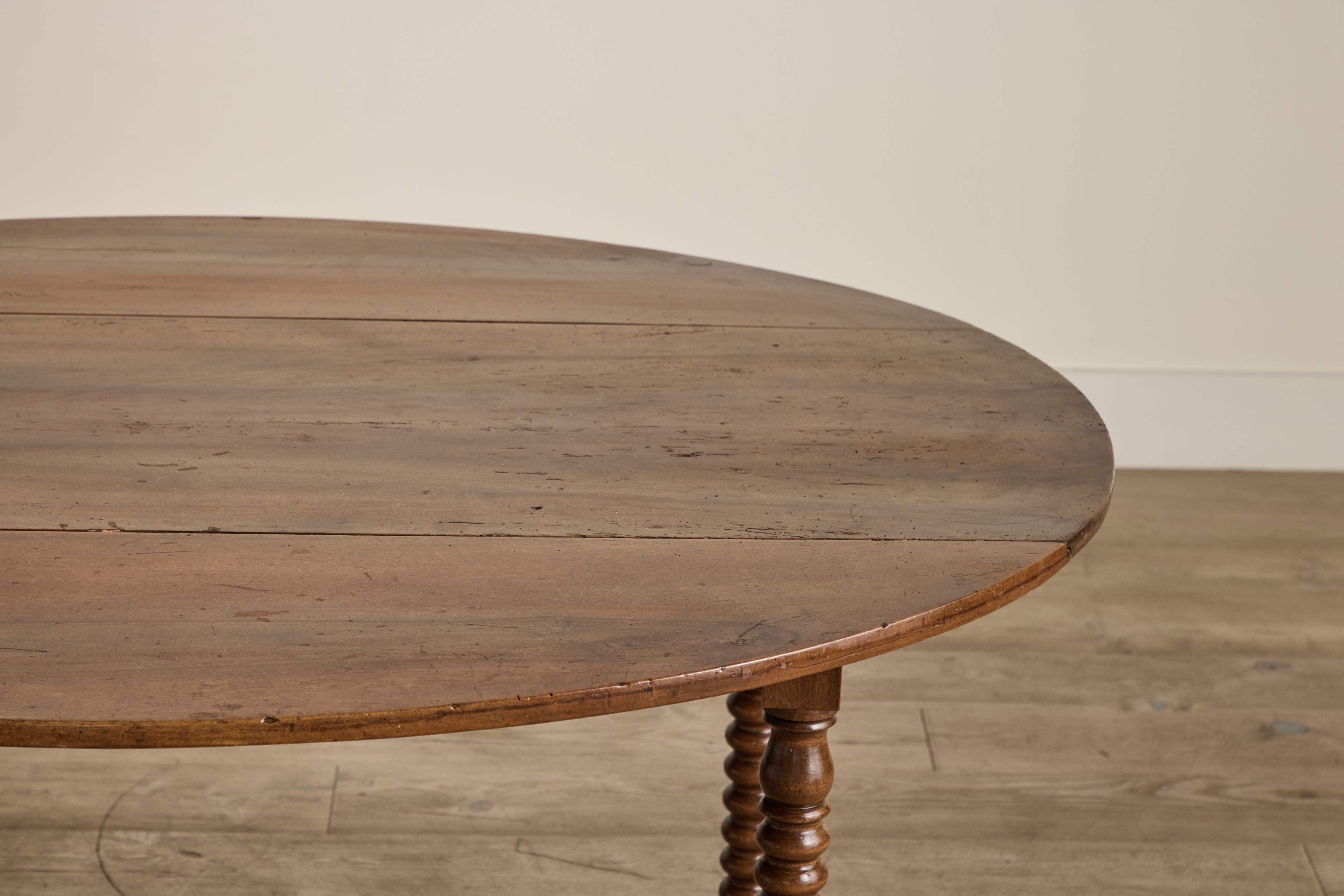 Wood Bobbin Leg Dining Table