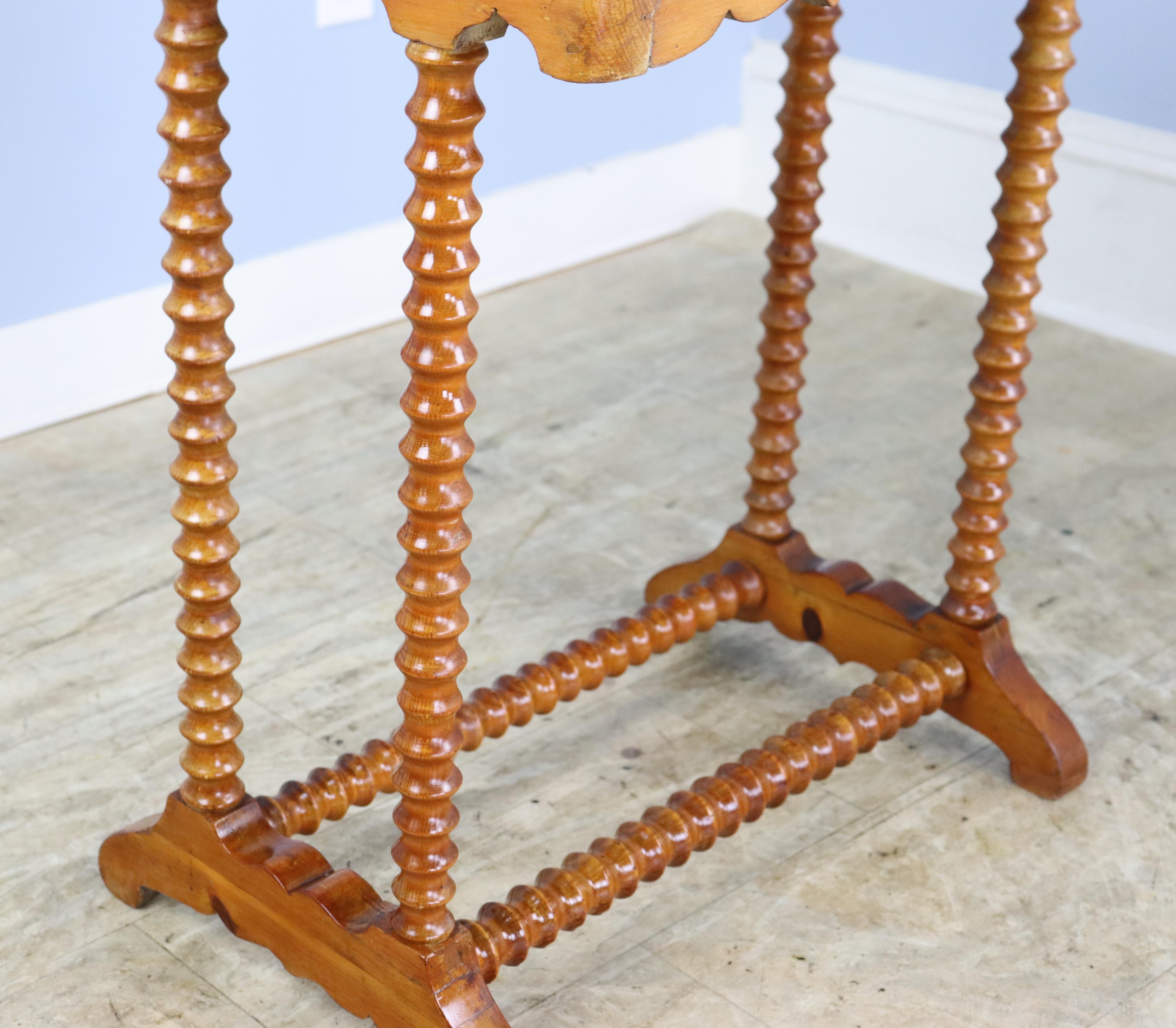 Bobbin Legged Lamp Table with Trestle Base For Sale 4