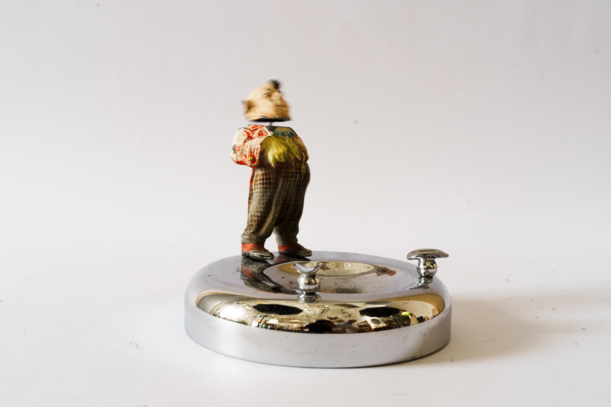 Bobblehead ashtray germany around 1960s In Good Condition For Sale In Wien, AT