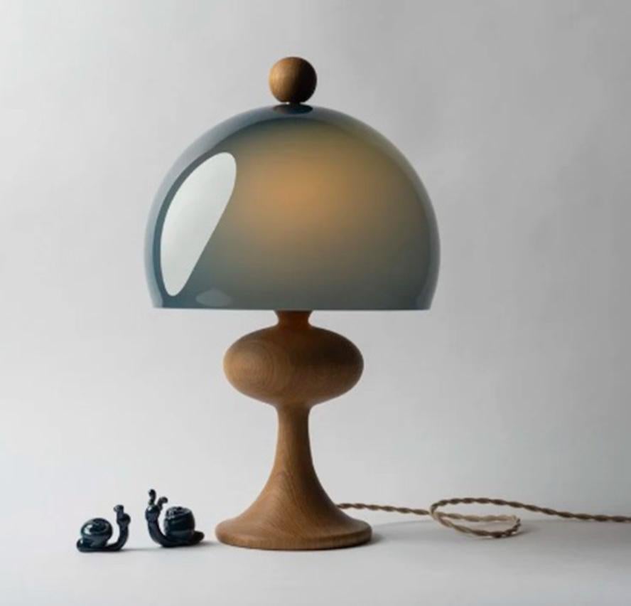 American Bobine table lamp, oak & deep blue glass, by Jessica Helgerson For Sale