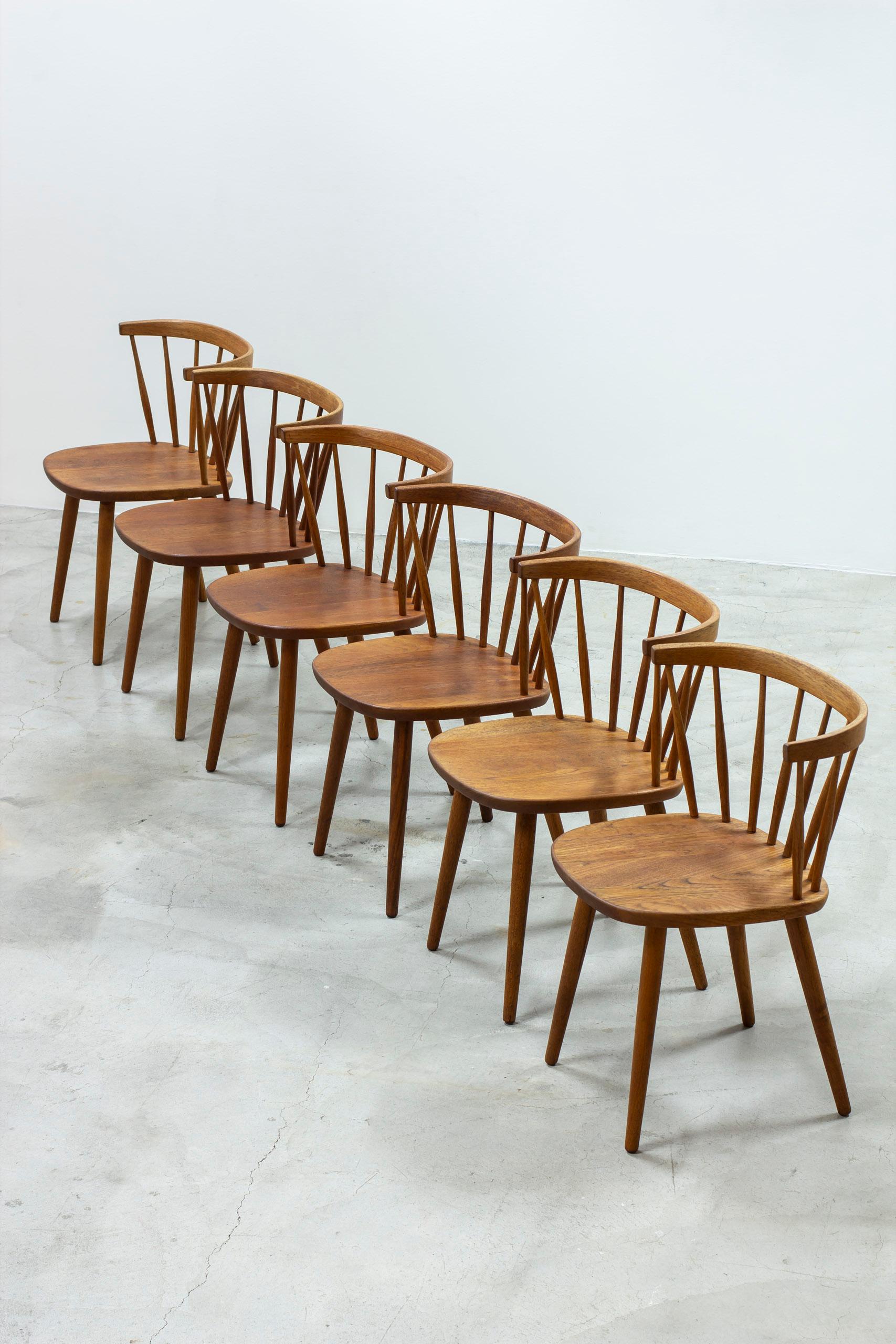 Set of six dining chairs model 