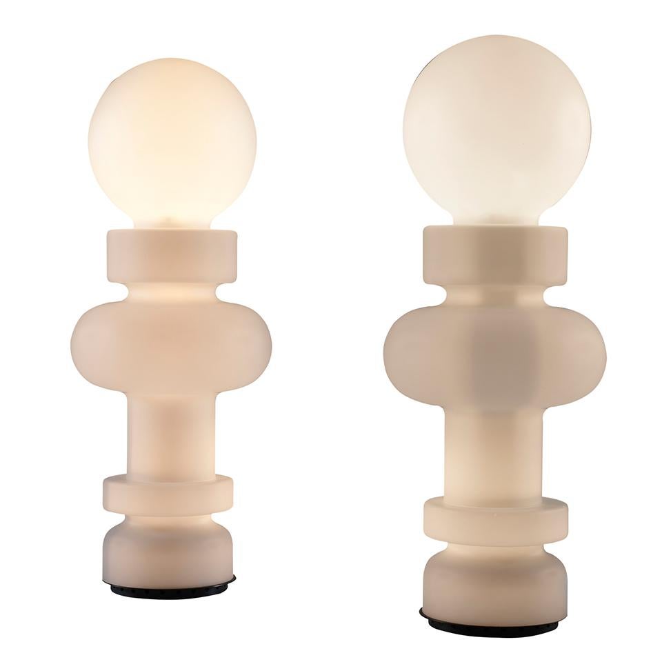 Bobo Piccoli pour Fontana Arte paire d'élégants lampadaires en verre circa 1960