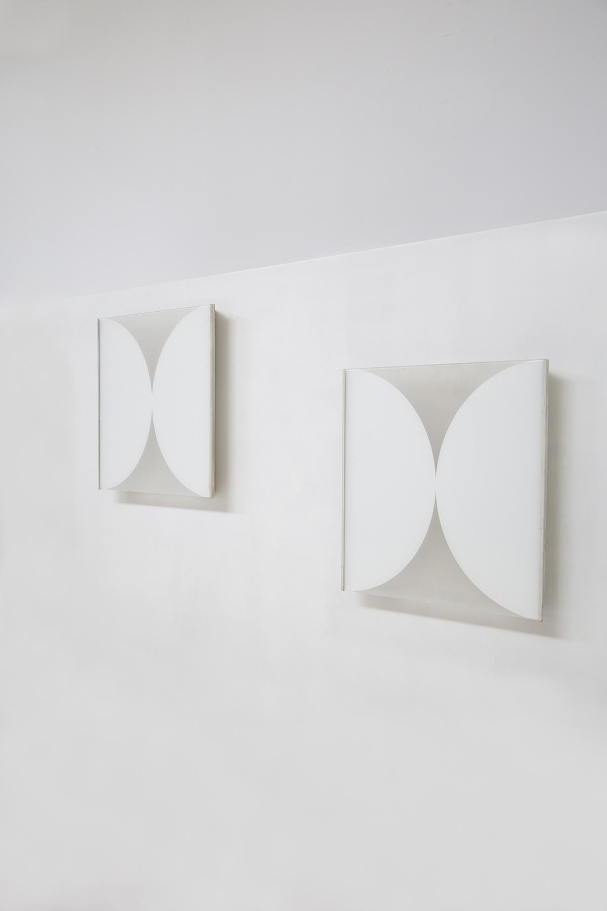 Italian Bobo Piccoli Wall Light for Fontana Arte, nine wall lamps white For Sale