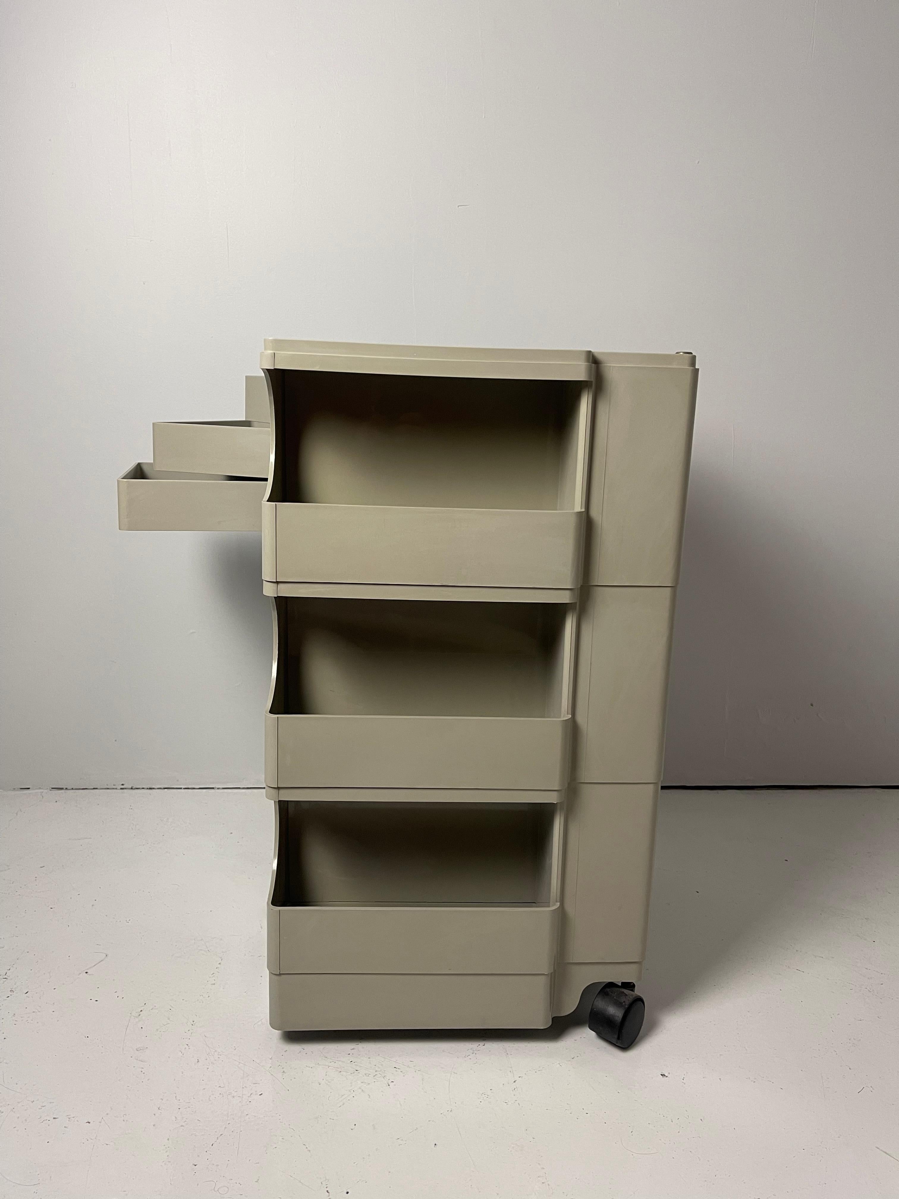 Vintage gray Boby cart by Joe Colombo for Bieffelplast. Made in Italy, 1971. Signed.