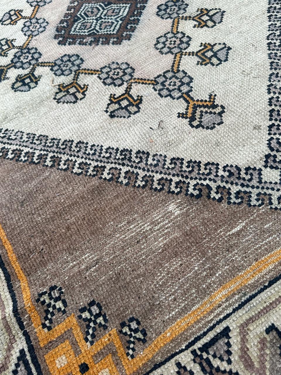 Bobyrug Schöner tunesischer Kairouan-Teppich im Vintage-Stil im Angebot 5