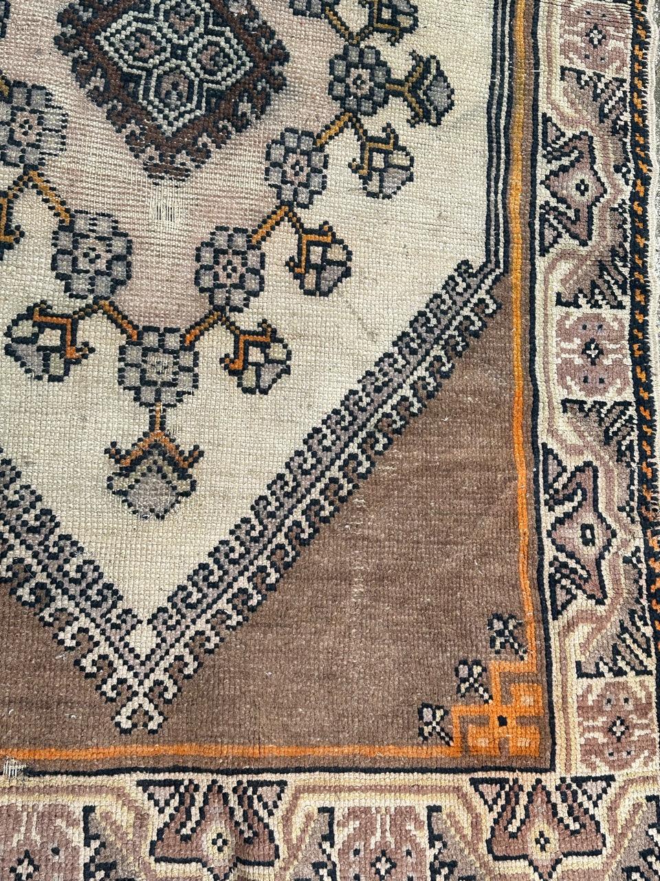 Hand-Knotted Bobyrug Nice vintage Tunisian kairouan rug For Sale