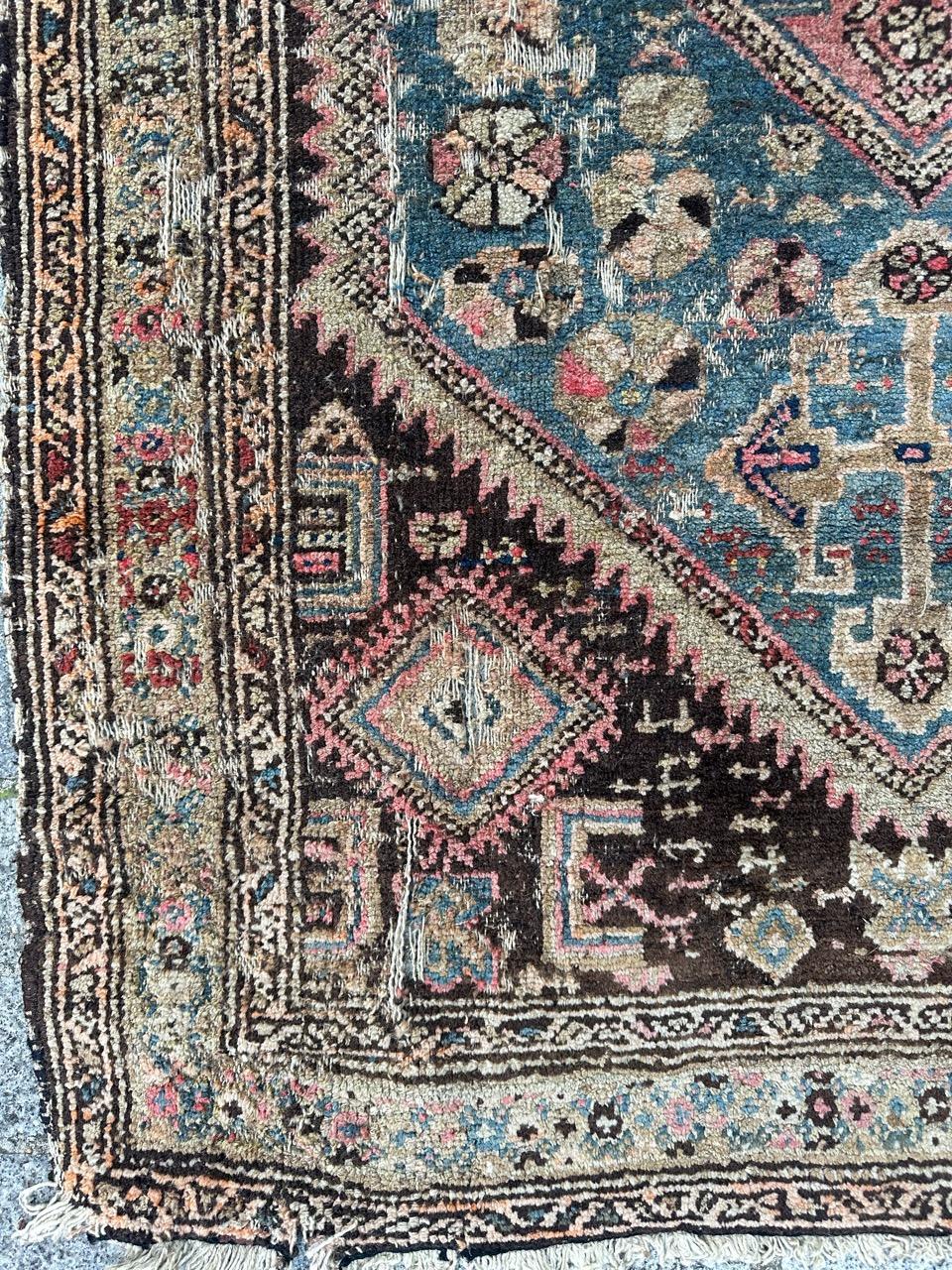 Bobyrug’s antique distressed Kurdish rug  In Distressed Condition For Sale In Saint Ouen, FR