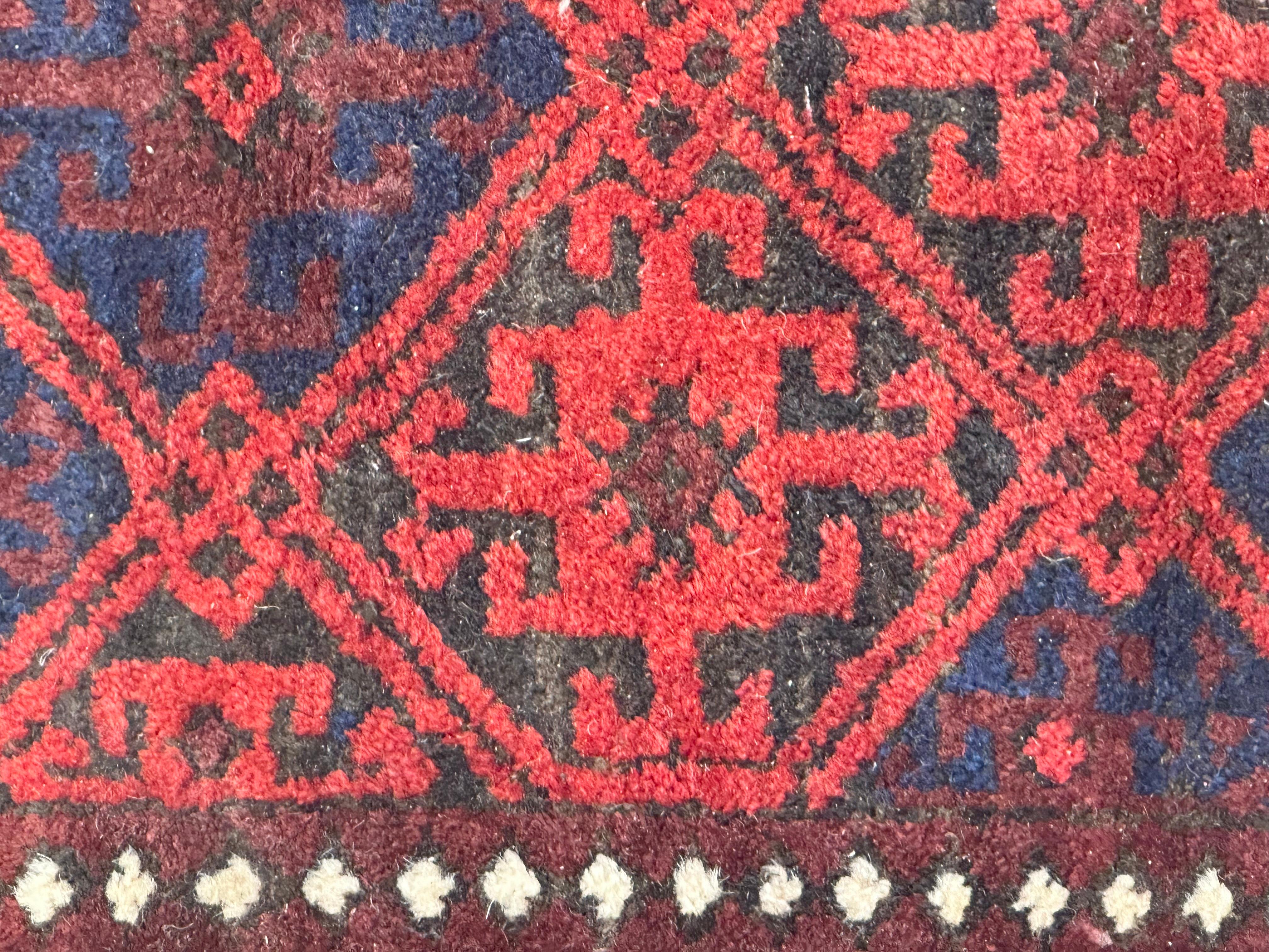 Tappeto antico tribale Turkmen Baluch Afghan di Bobyrug, afflitto da una distorsione in vendita 1