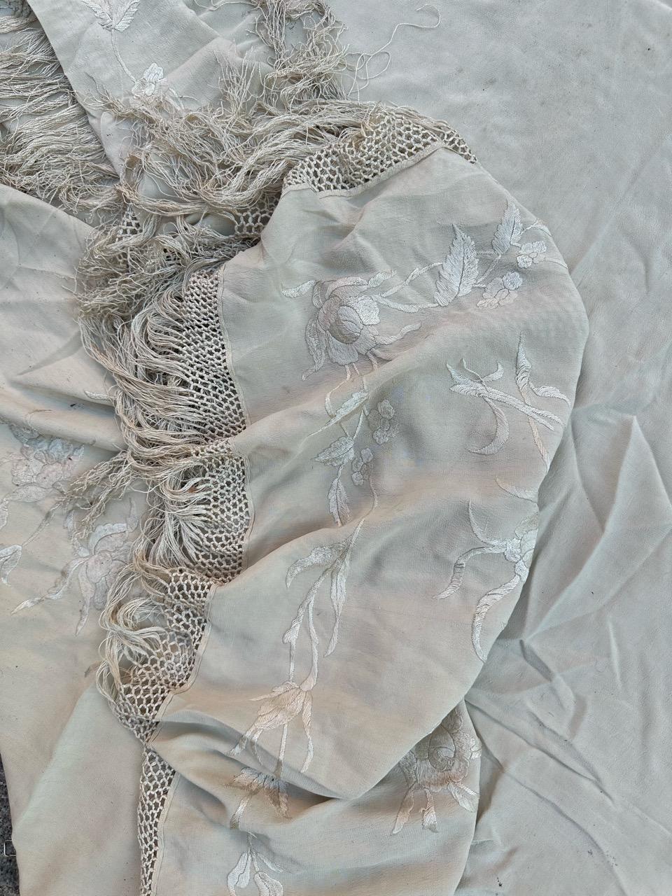 Beautiful Antique Manila Embroidered piano Shawl Chinese embroidery For Sale 4
