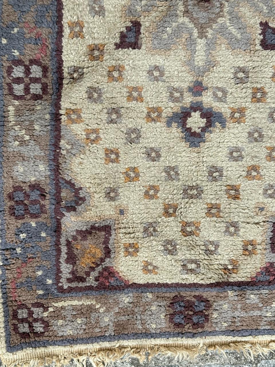 Bobyrug's Schöner europäischer Teppich aus dem frühen 20. (Handgeknüpft) im Angebot
