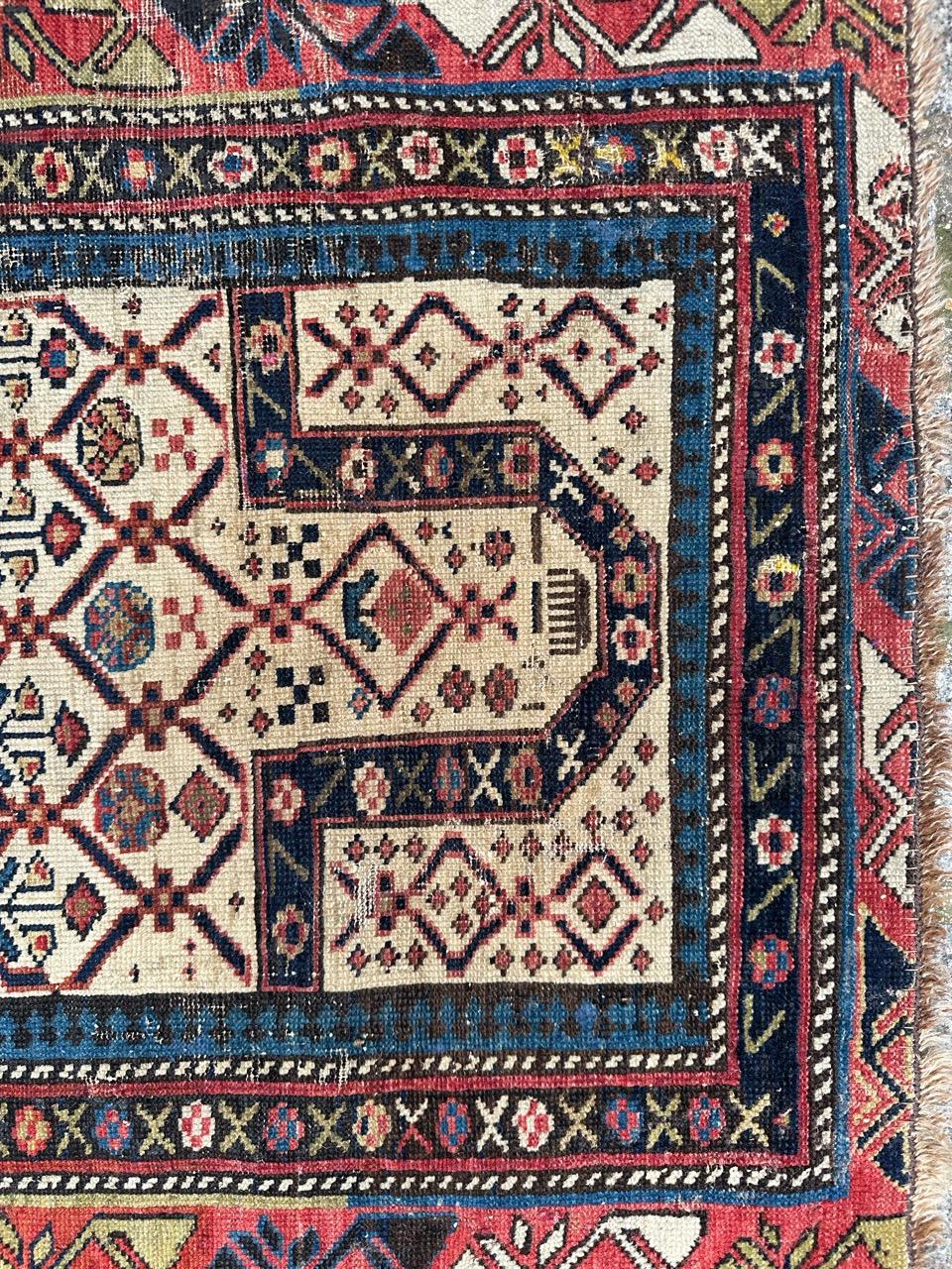 Bobyrug’s Beautiful little antique shirvan daghistan rug  In Fair Condition For Sale In Saint Ouen, FR