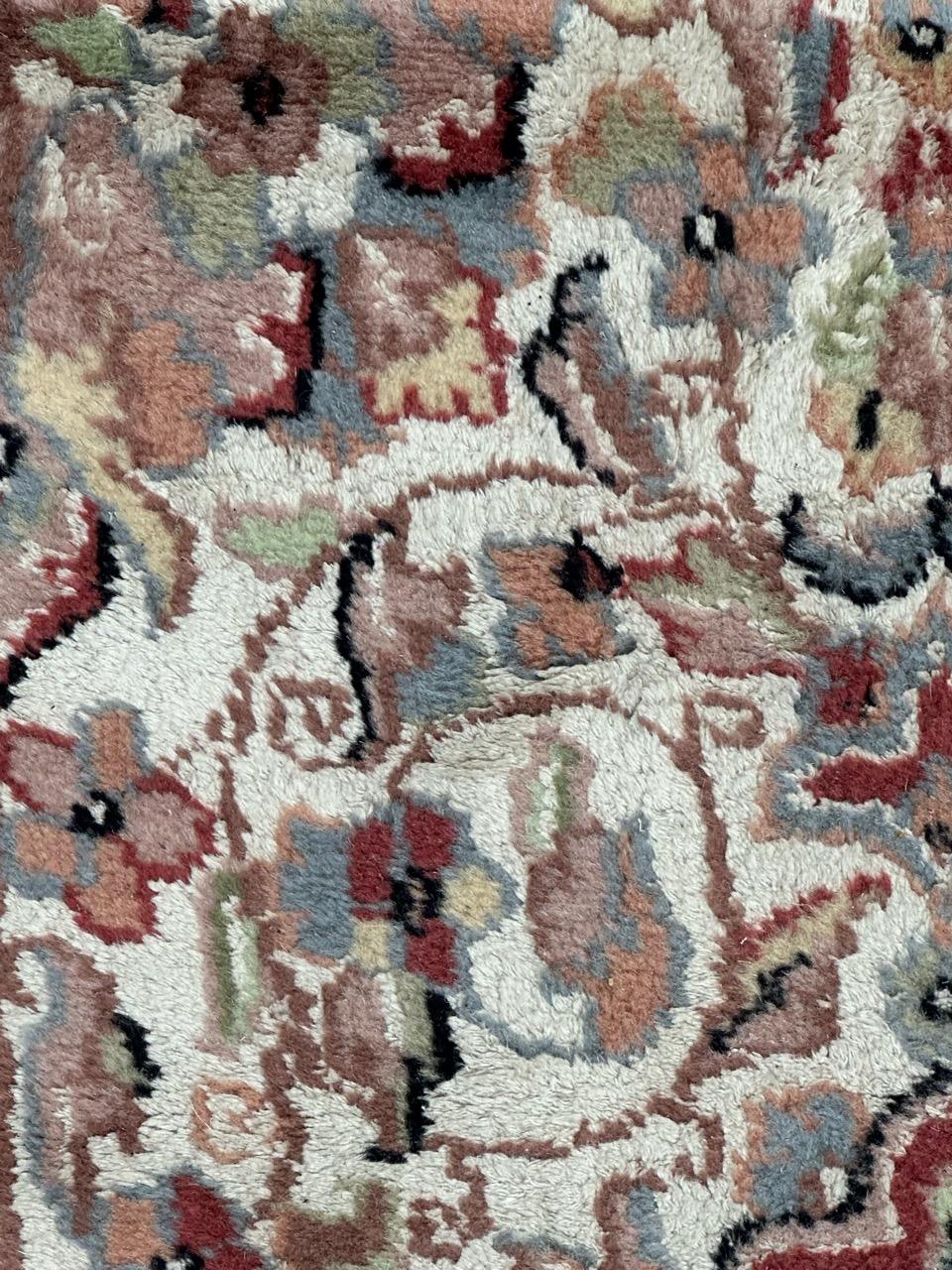 Bobyrug’s Beautiful small vintage silk and wool Pakistani rug  For Sale 3