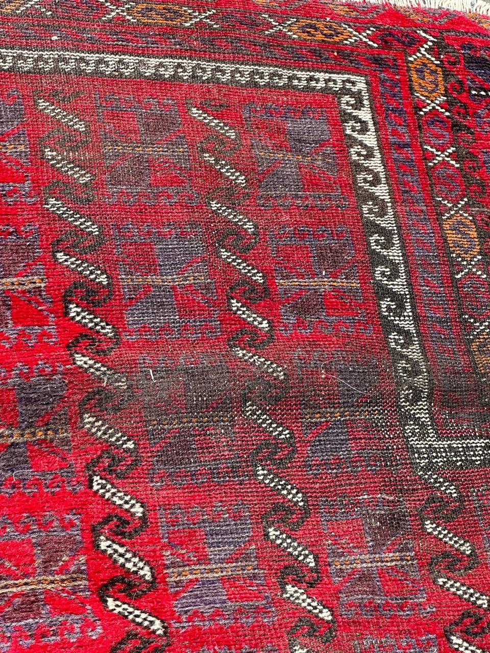 Bobyrug’s Beautiful vintage distressed Turkish rug  For Sale 4
