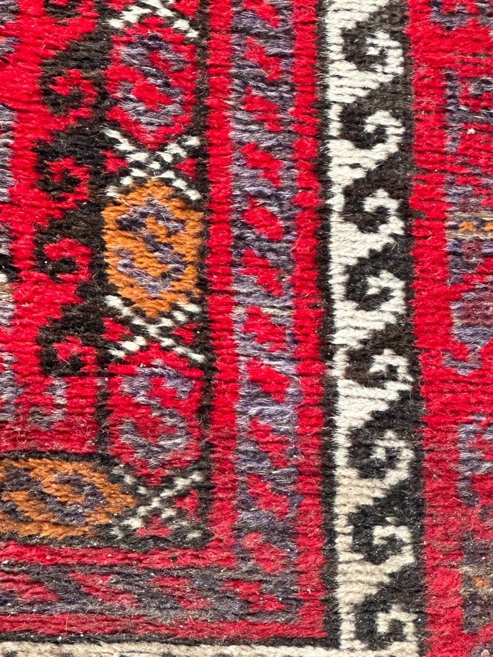 Bobyrug’s Beautiful vintage distressed Turkish rug  For Sale 5