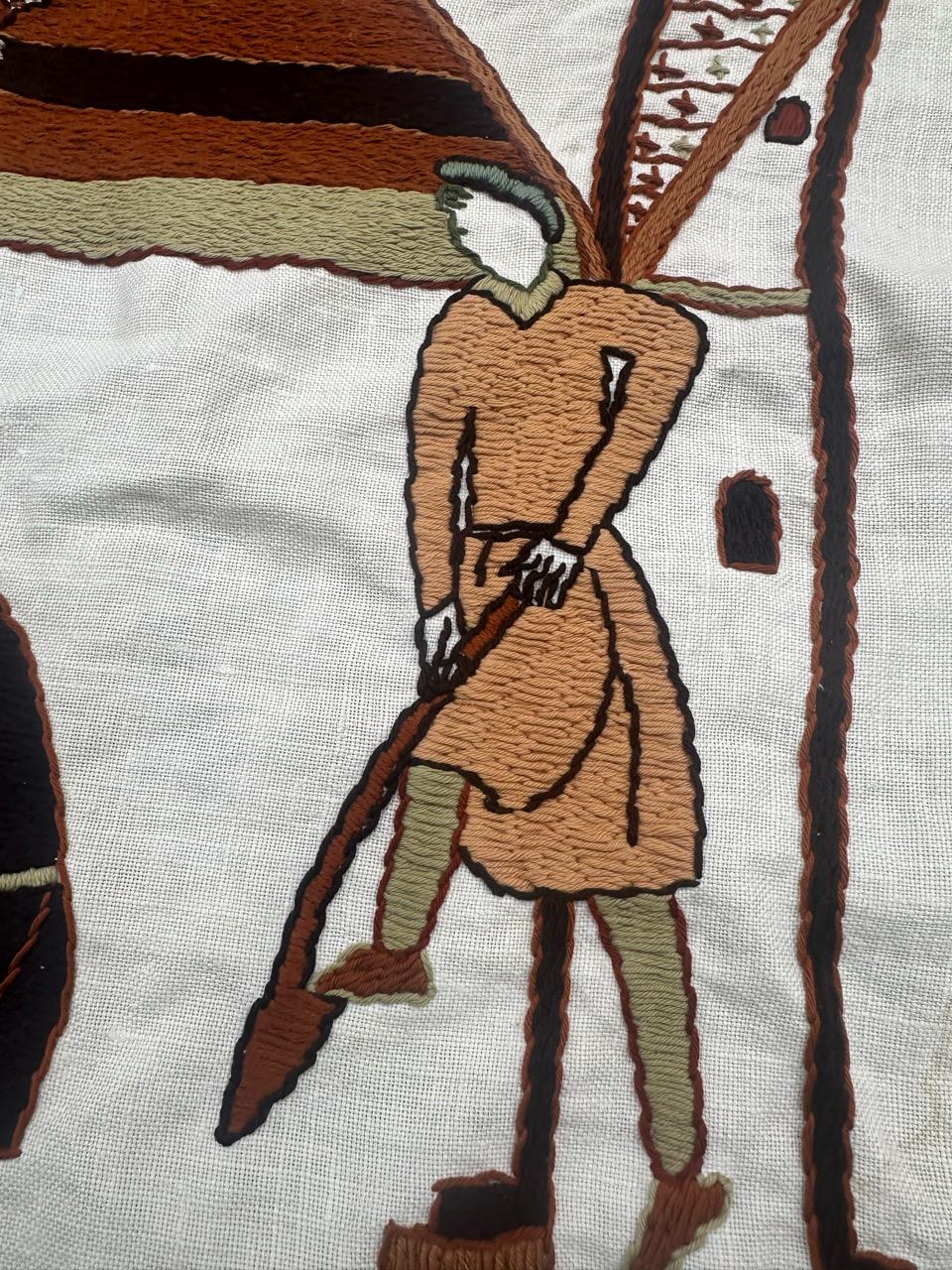 Precioso tapiz bordado francés vintage de Bobyrug, diseño del museo de Bayeux en venta 9