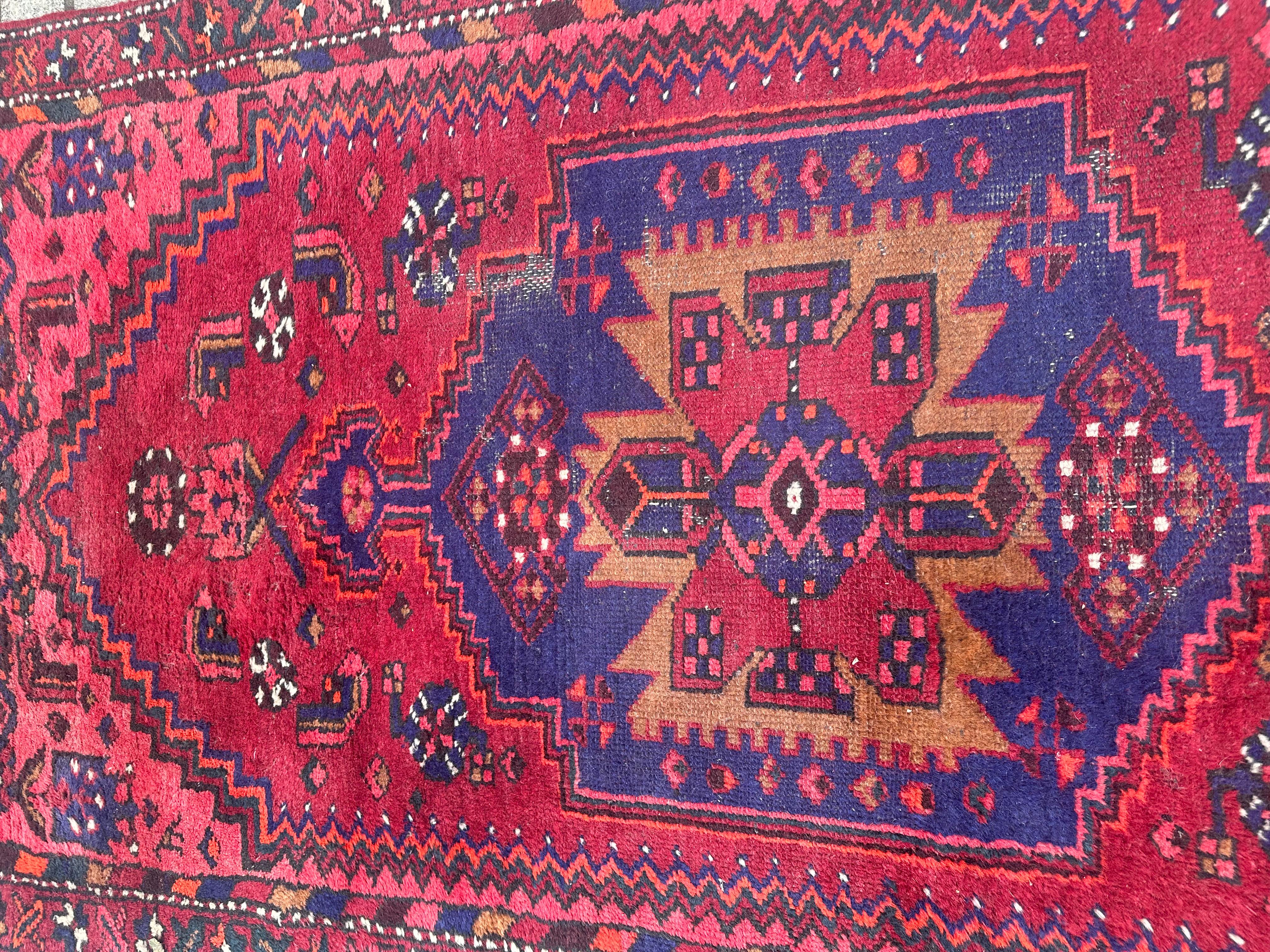 Bobyrug’s Beautiful Vintage Hamadan Rug For Sale 6