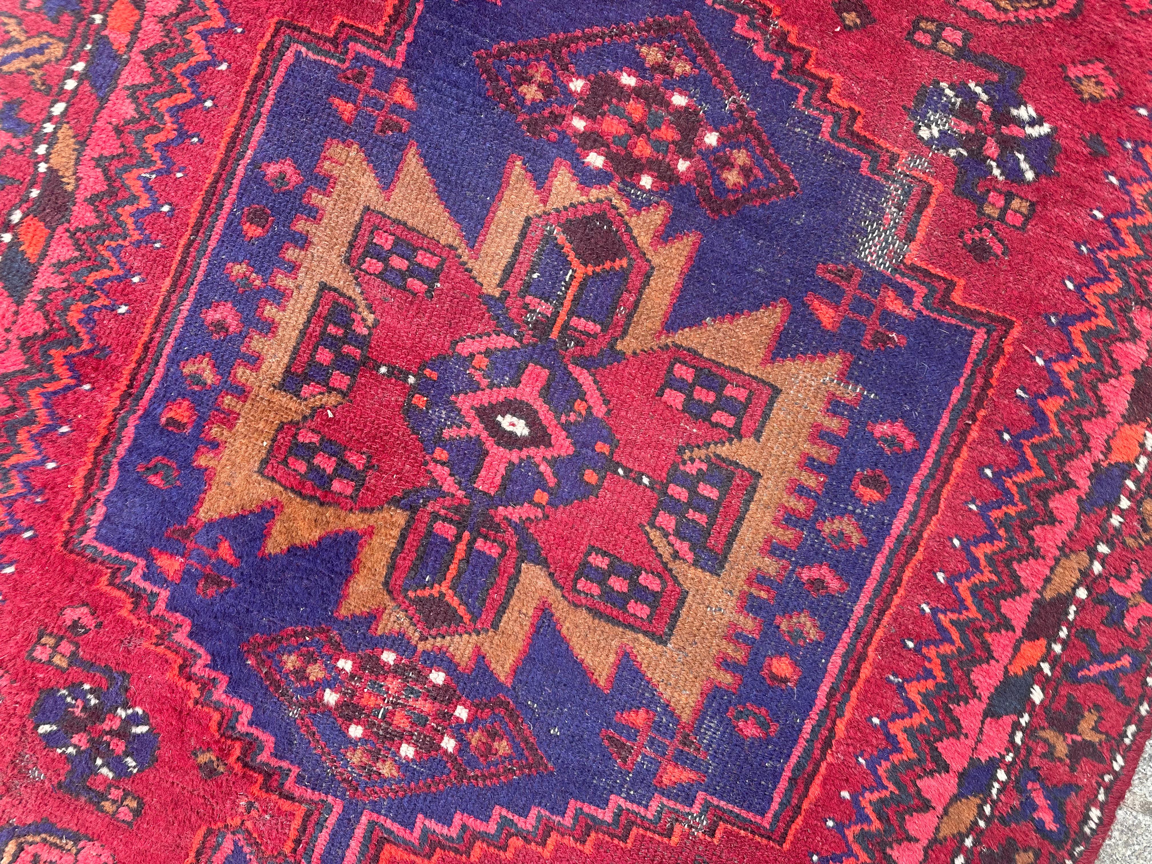 Bobyrug’s Beautiful Vintage Hamadan Rug For Sale 7