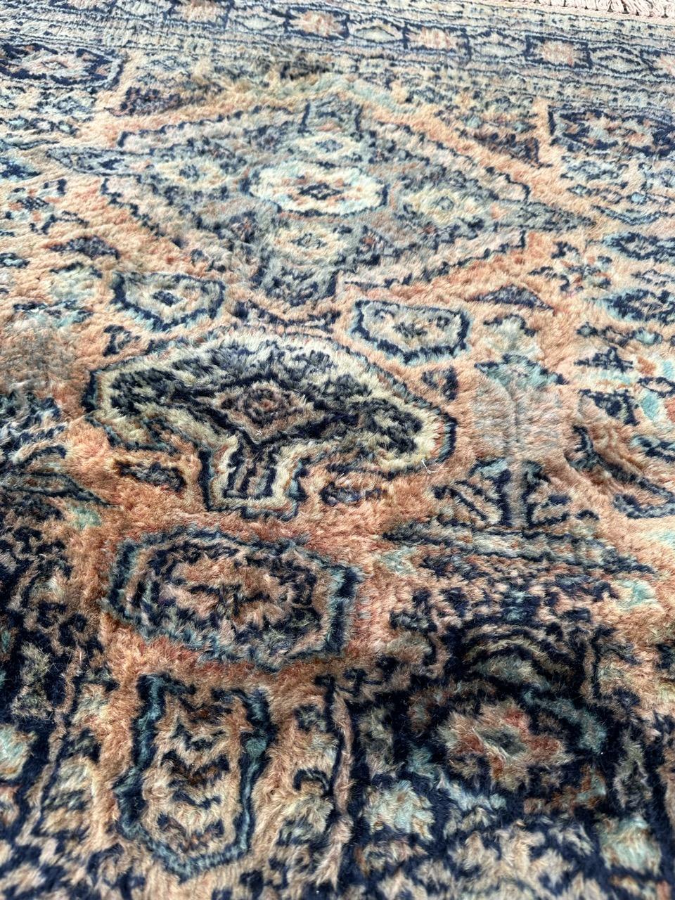 Bobyrug's Magnifique tapis pakistanais vintage de style turkmène  en vente 2