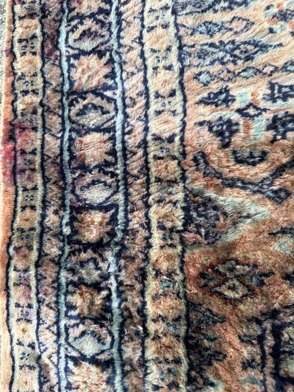 Bobyrug's Magnifique tapis pakistanais vintage de style turkmène  en vente 3