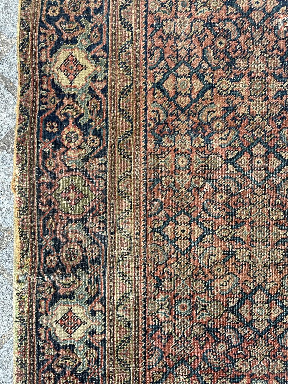 Bobyrug’s distressed antique Farahan rug For Sale 3