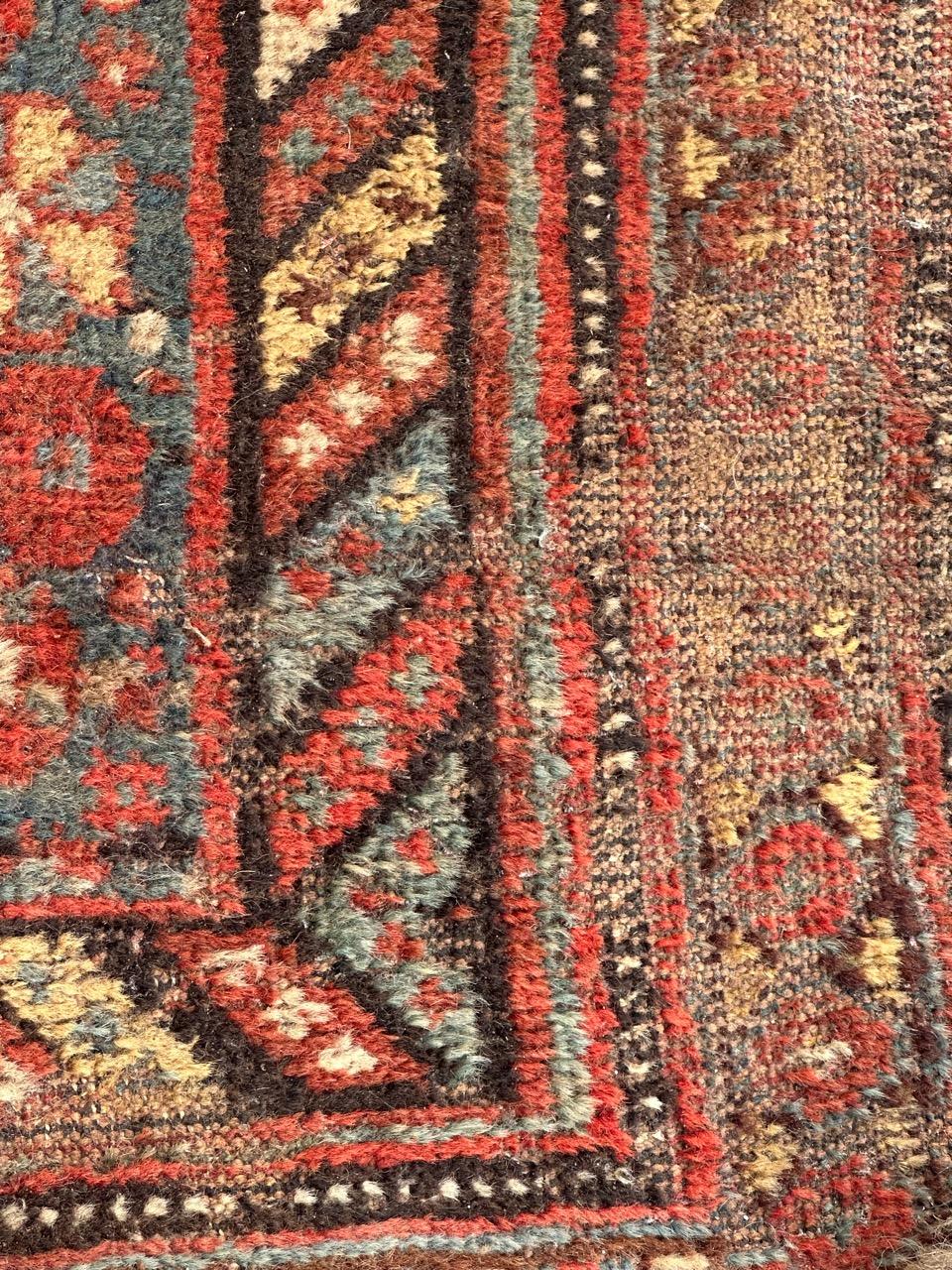 Bobyrug’s distressed antique Shiraz rug For Sale 3