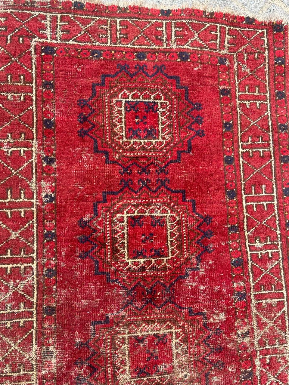 Antiker turkmenischer Teppich, beschädigt  (Afghanisch) im Angebot