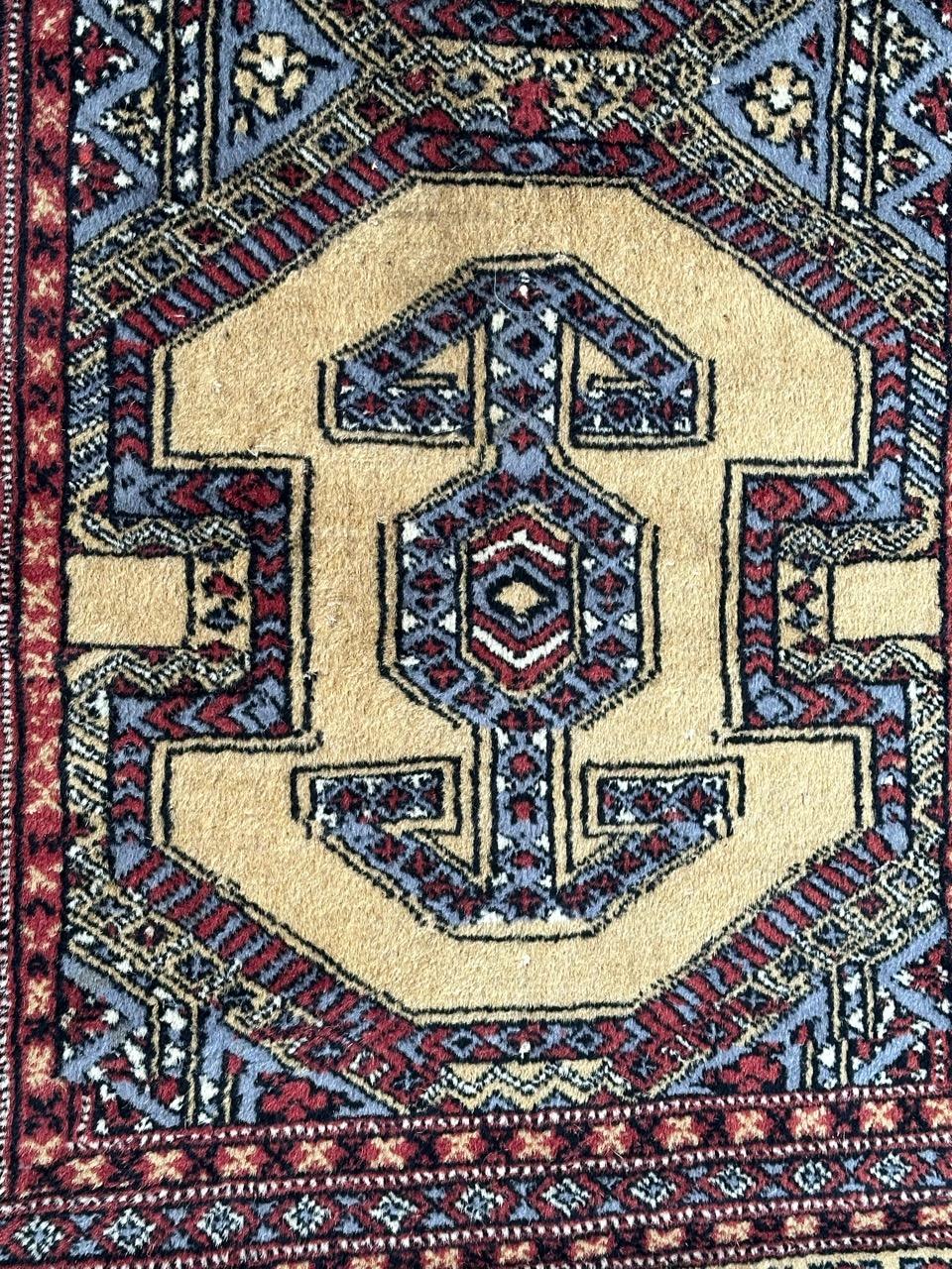 Bobyrug’s distressed vintage Pakistani rug  For Sale 4