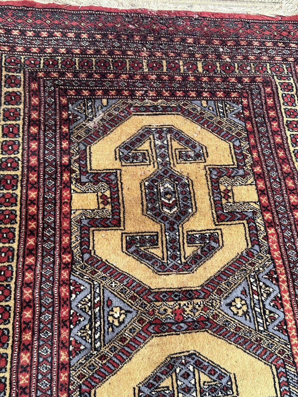 Bobyrug’s distressed vintage Pakistani rug  For Sale 7