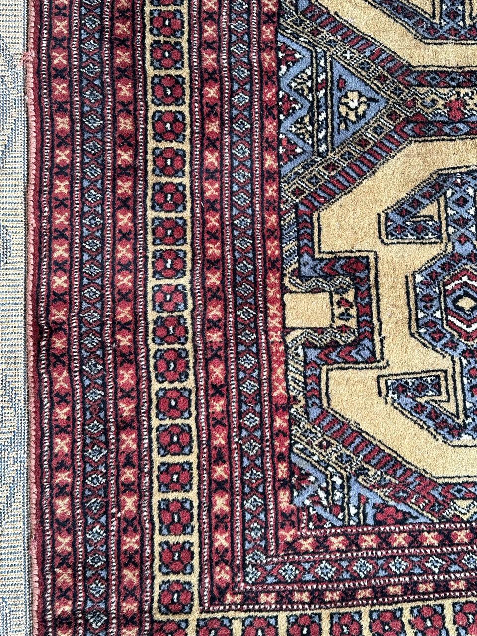 Bobyrug’s distressed vintage Pakistani rug  For Sale 8