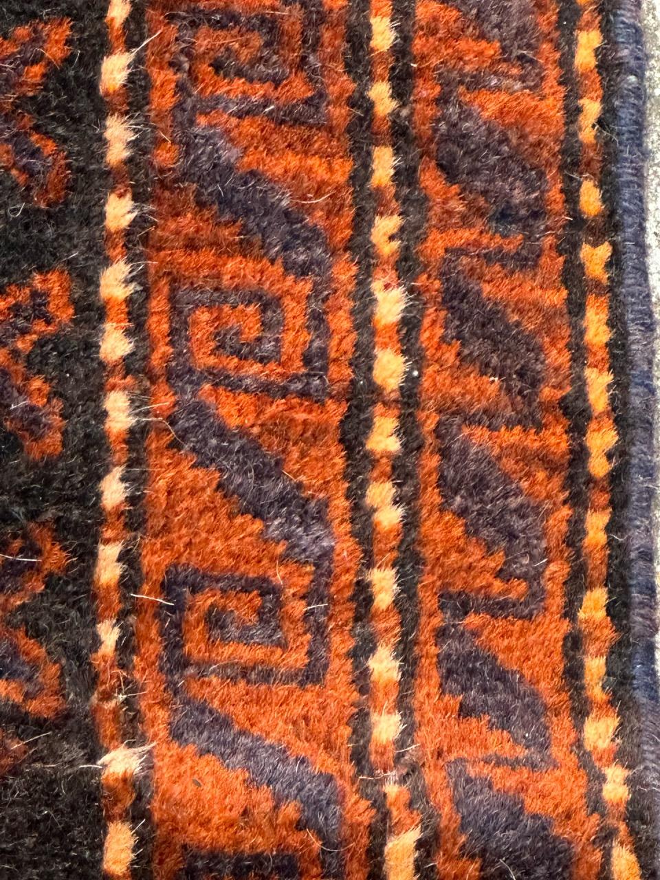 distressed vintage tribal Baluch rug  For Sale 3