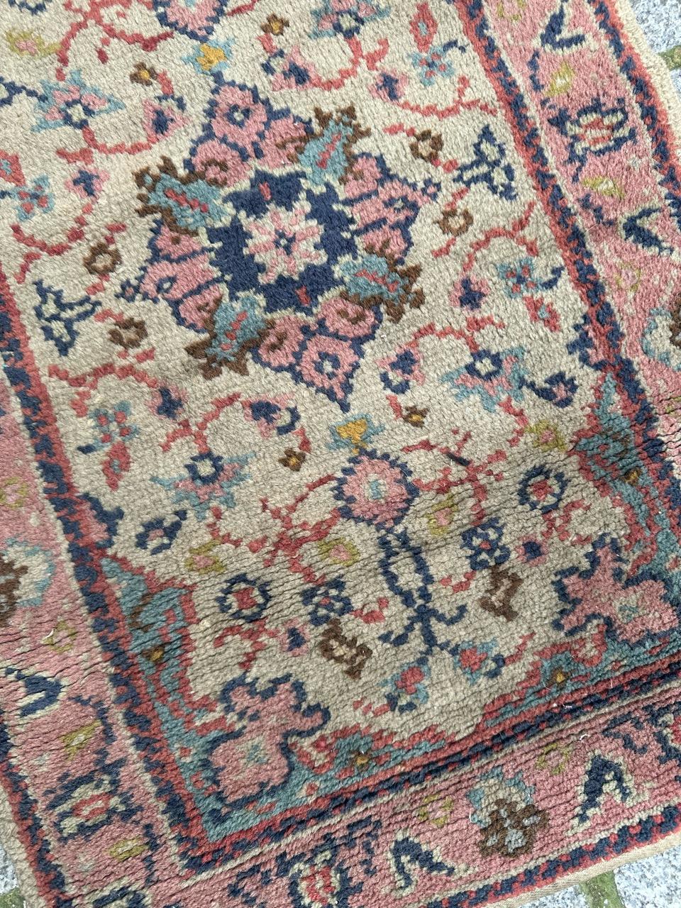 Oushak Bobyrug’s little antique Moroccan oushak design rug