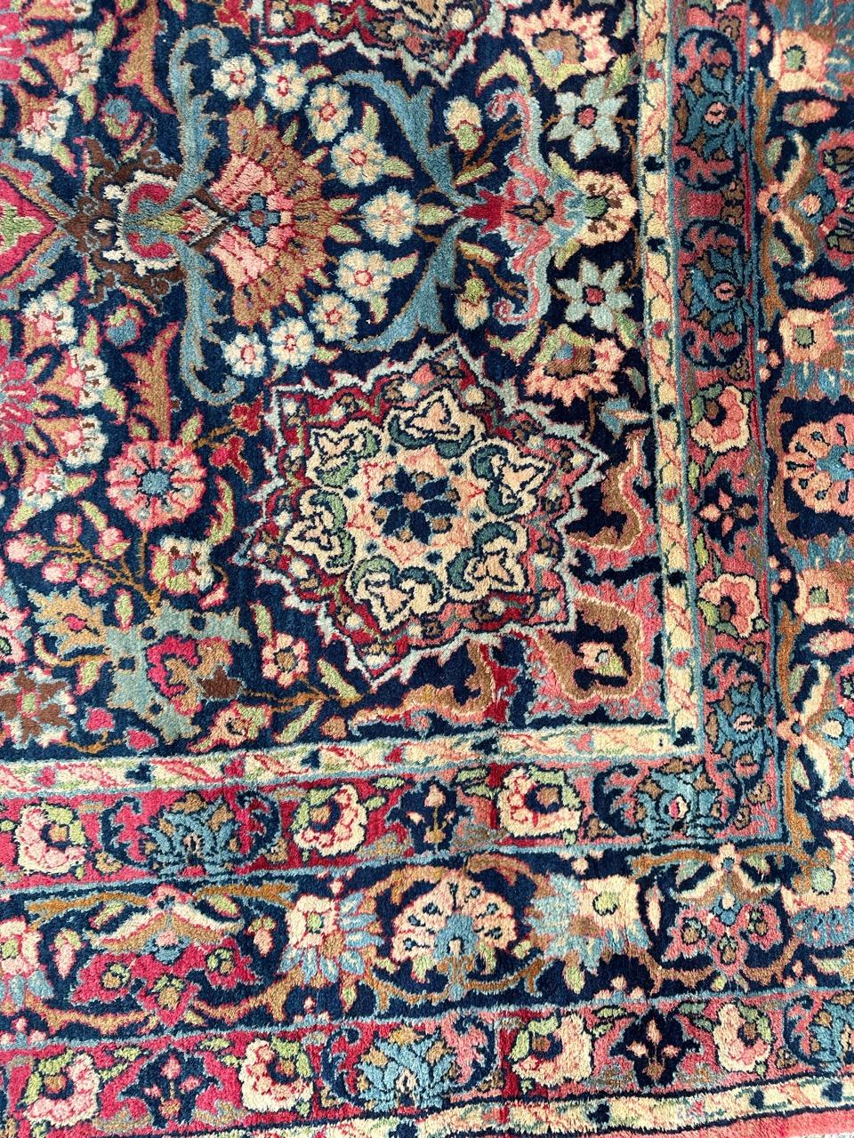 Bobyrugs prächtiger antiker Isfahan-Teppich aus dem 19.  im Zustand „Gut“ im Angebot in Saint Ouen, FR