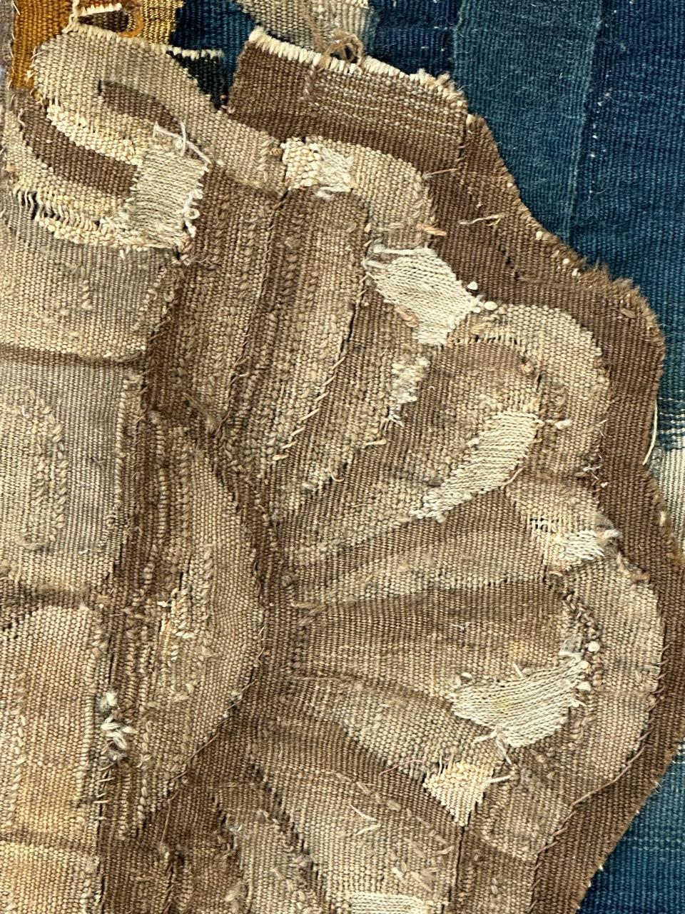 Bobyrug's nice 17th century French Aubusson fragment tapestry  en vente 12