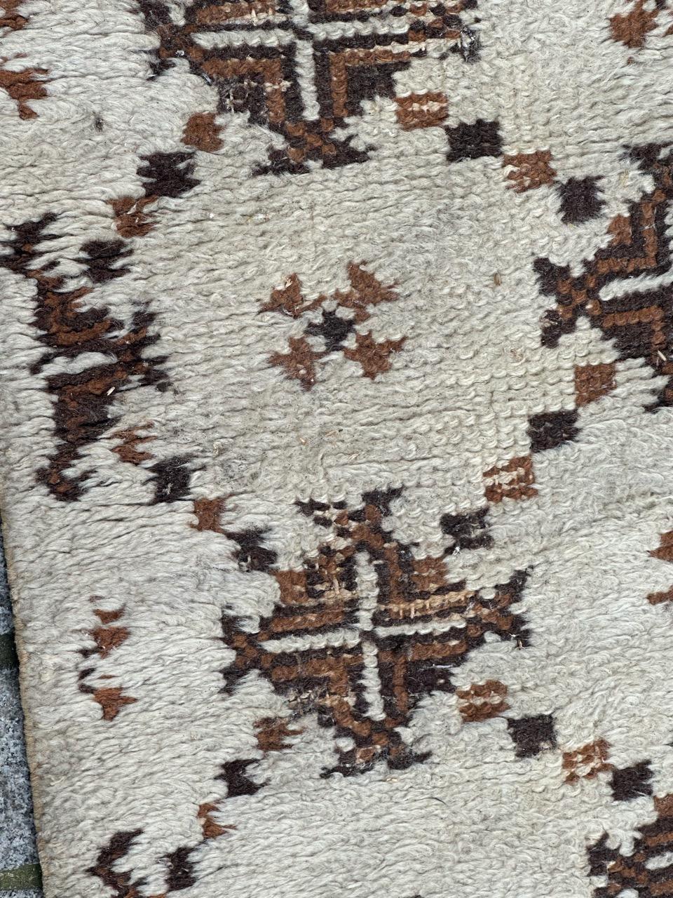 Bobyrug's schöner antiker marokkanischer Teppich im Art Deco Stil  (Mitte des 20. Jahrhunderts) im Angebot